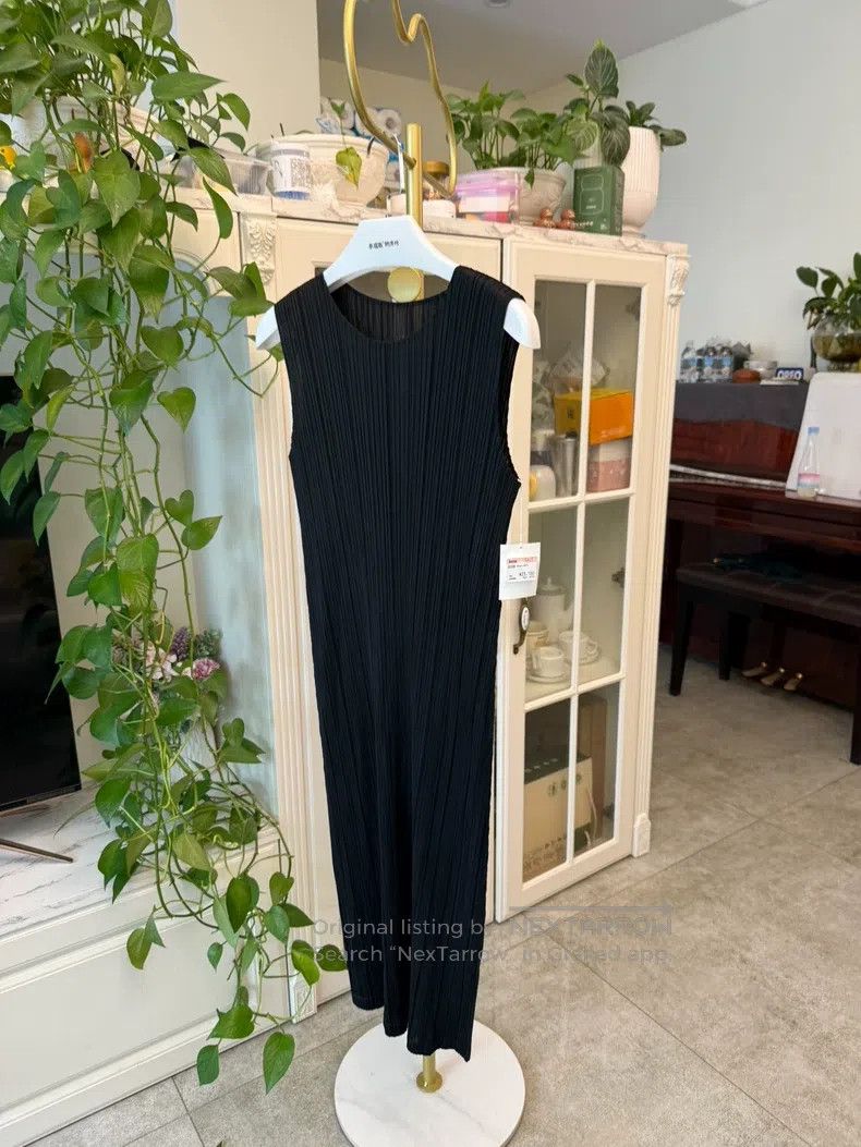 Issey Miyake Issey Miyake Black Sleeveless Camisole Dress Size M / US 6-8 / IT 42-44 - 2 Thumbnail