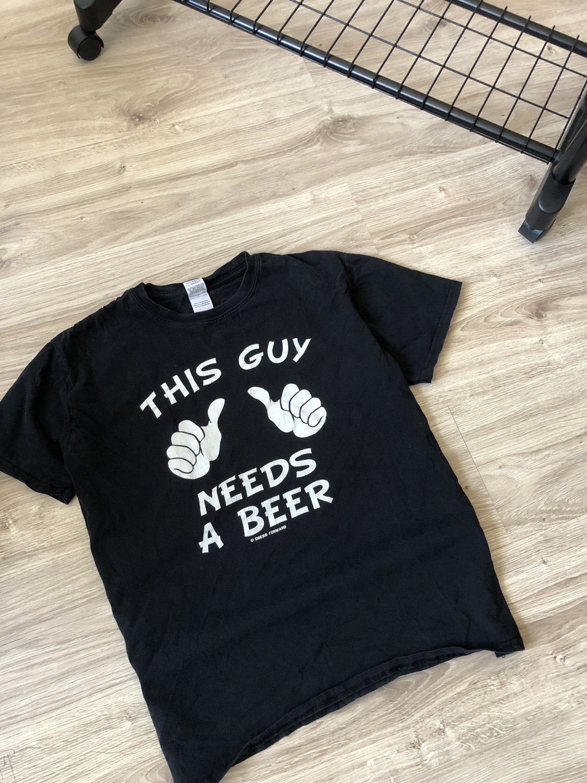Vintage Vintage Y2K Adult Humor “This Guy Need A Beer” T Shirt Size US L / EU 52-54 / 3 - 2 Thumbnail
