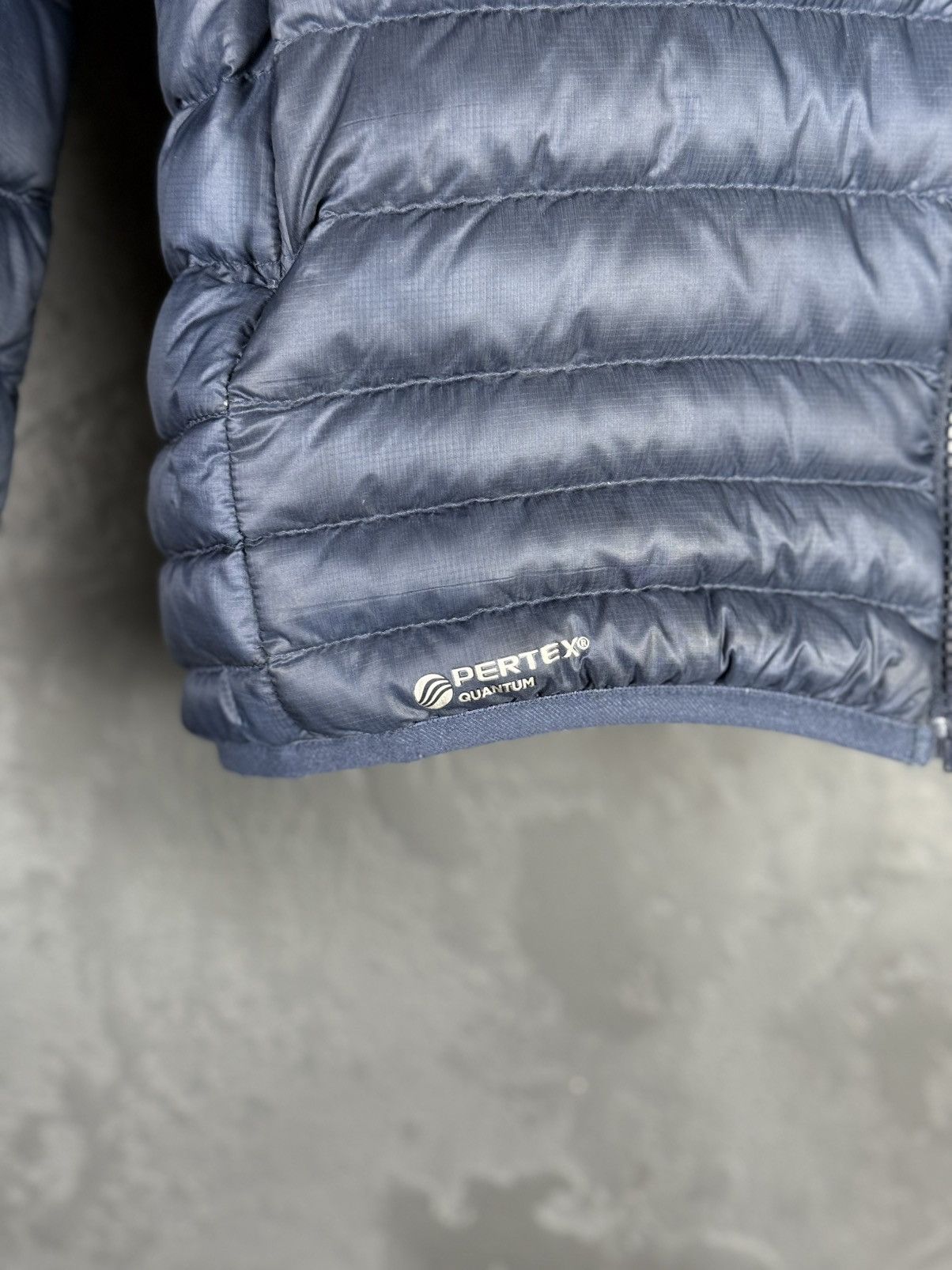Haglofs Haglofs Essens Down Hood Outodoor Men Jacket Size S Size US S / EU 44-46 / 1 - 10 Thumbnail