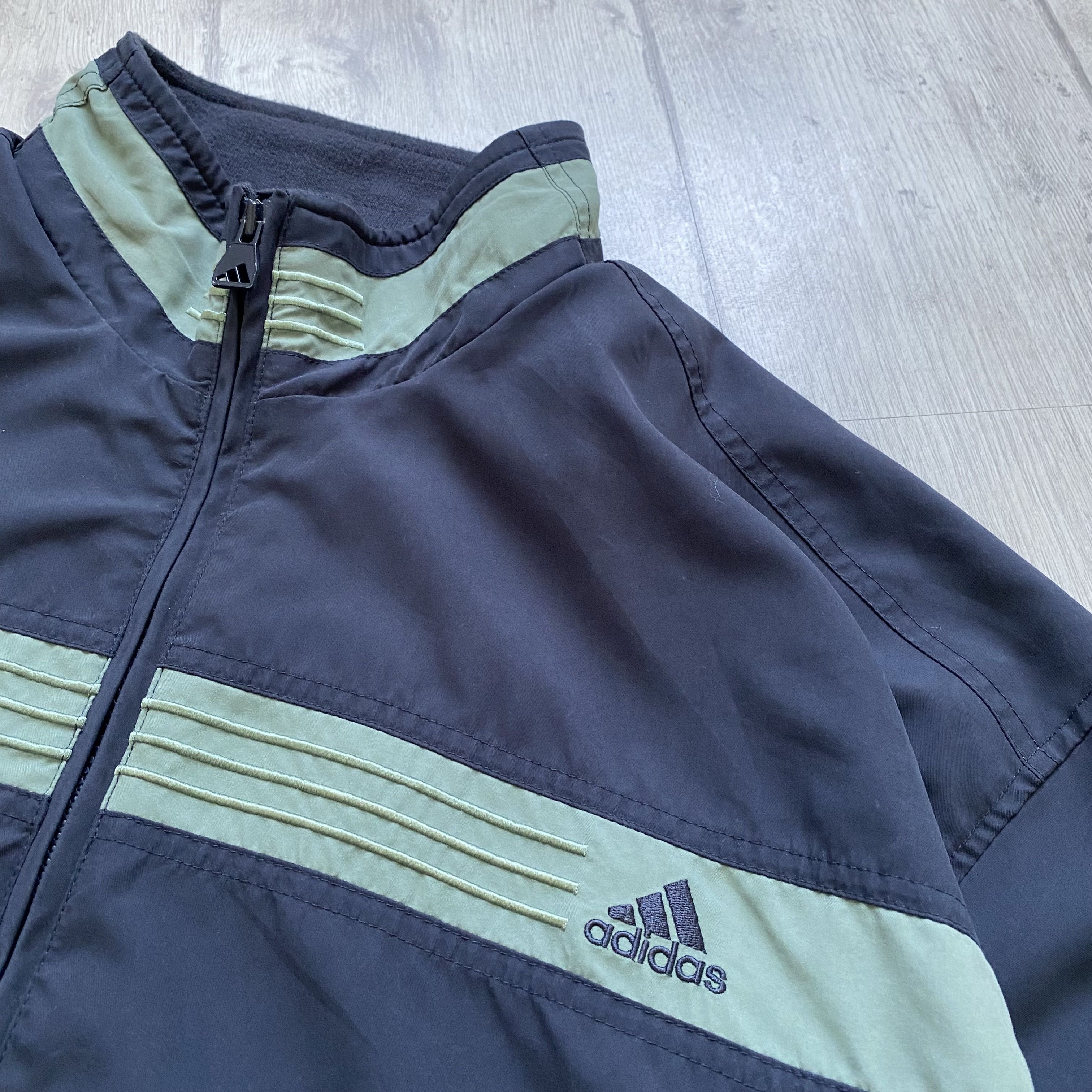 Vintage 90s Adidas Nylon track jacket retro sportwear