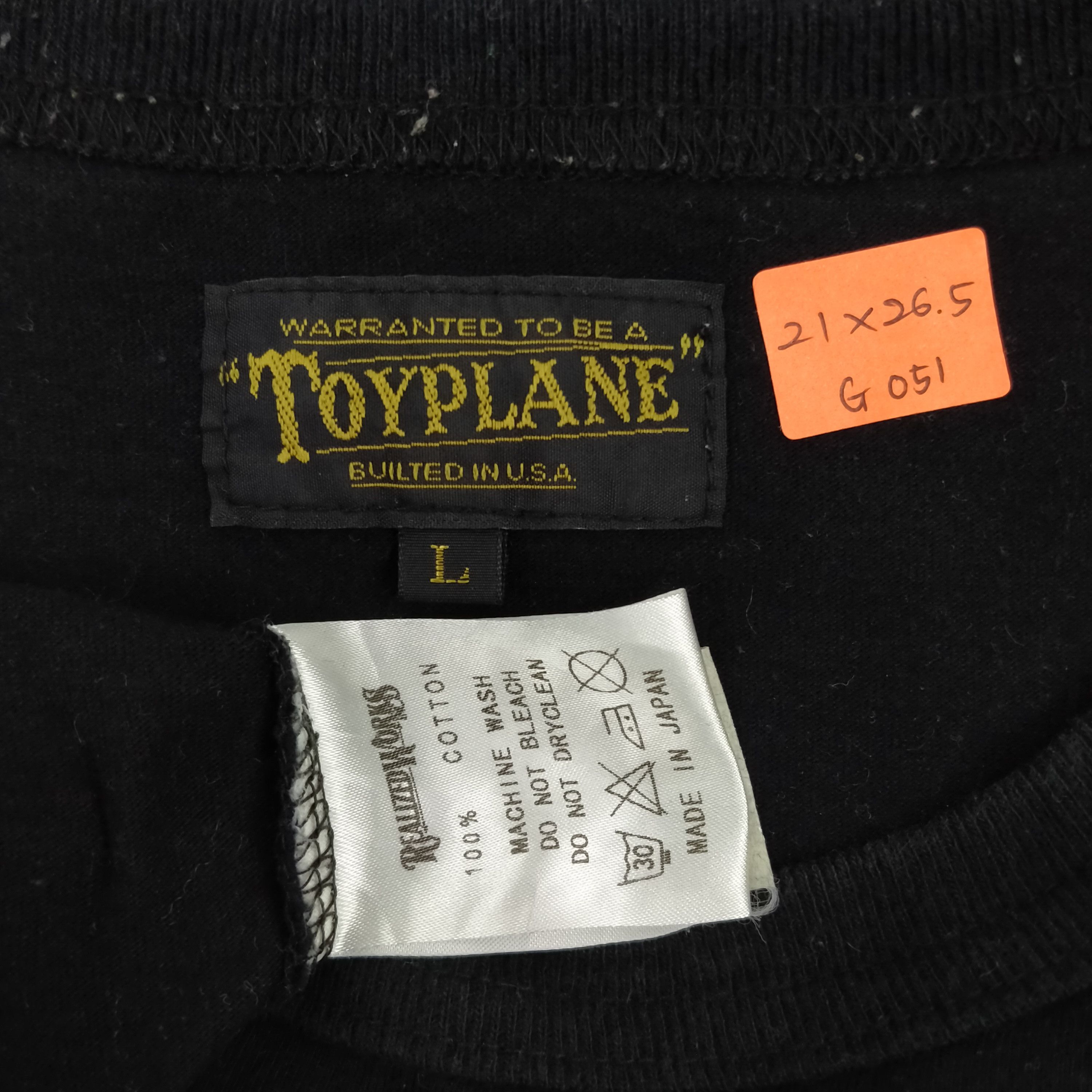 Japanese Brand Vintage Toyplane Japanese Brand Large Tshirt - G051 Size US L / EU 52-54 / 3 - 4 Thumbnail