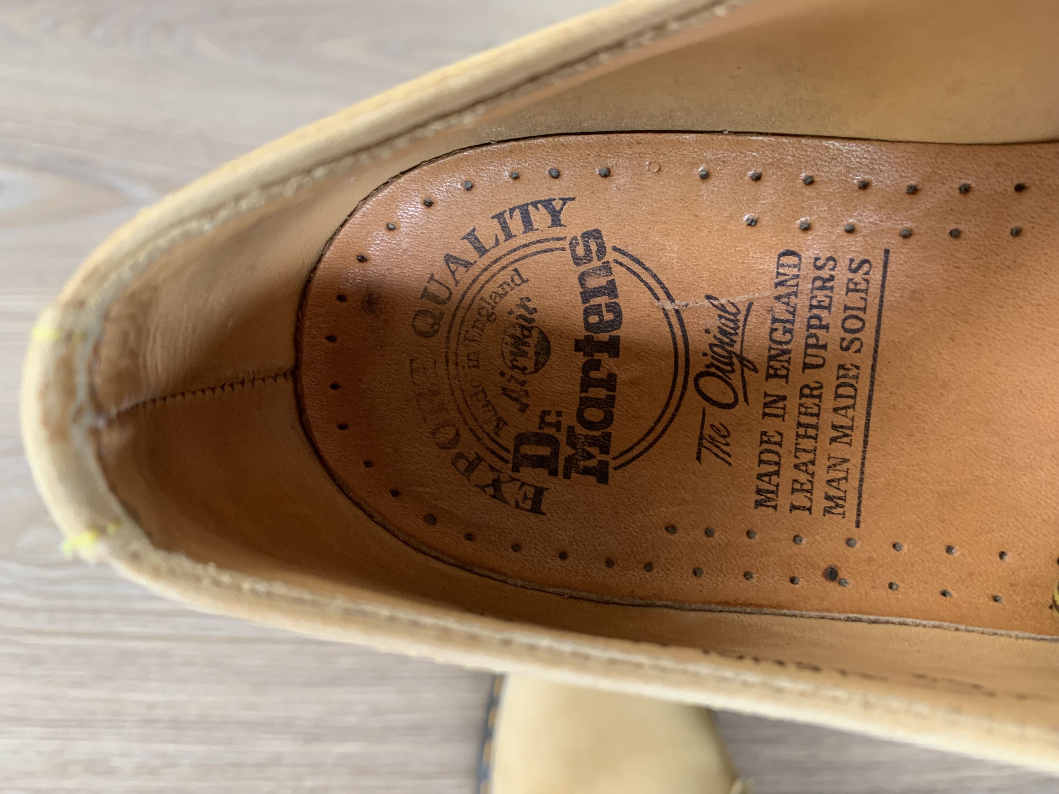 Dr. Martens Dr. Martens Men's Leather Oxfords Savannah Light Tan Unisex Size US 7 / EU 40 - 10 Thumbnail