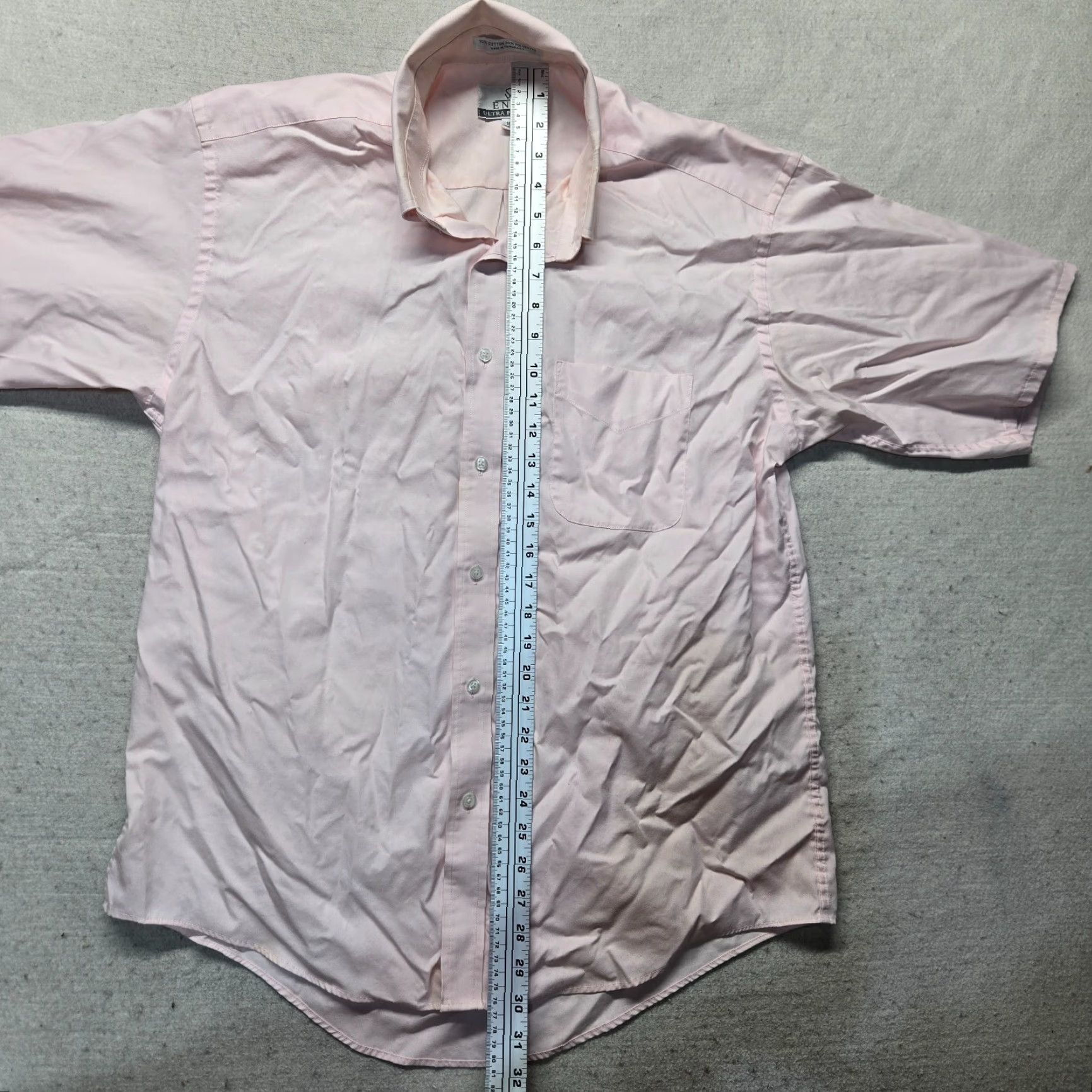 Enro ENRO Shirt Dress Shirt Pink Short Sleeve 16.5 Mens 16.5 Pink Enro Regular 16.5 Men’s Button Up Collared 34-35 Adults Vintage? Wait no. Size 46R - 6 Thumbnail