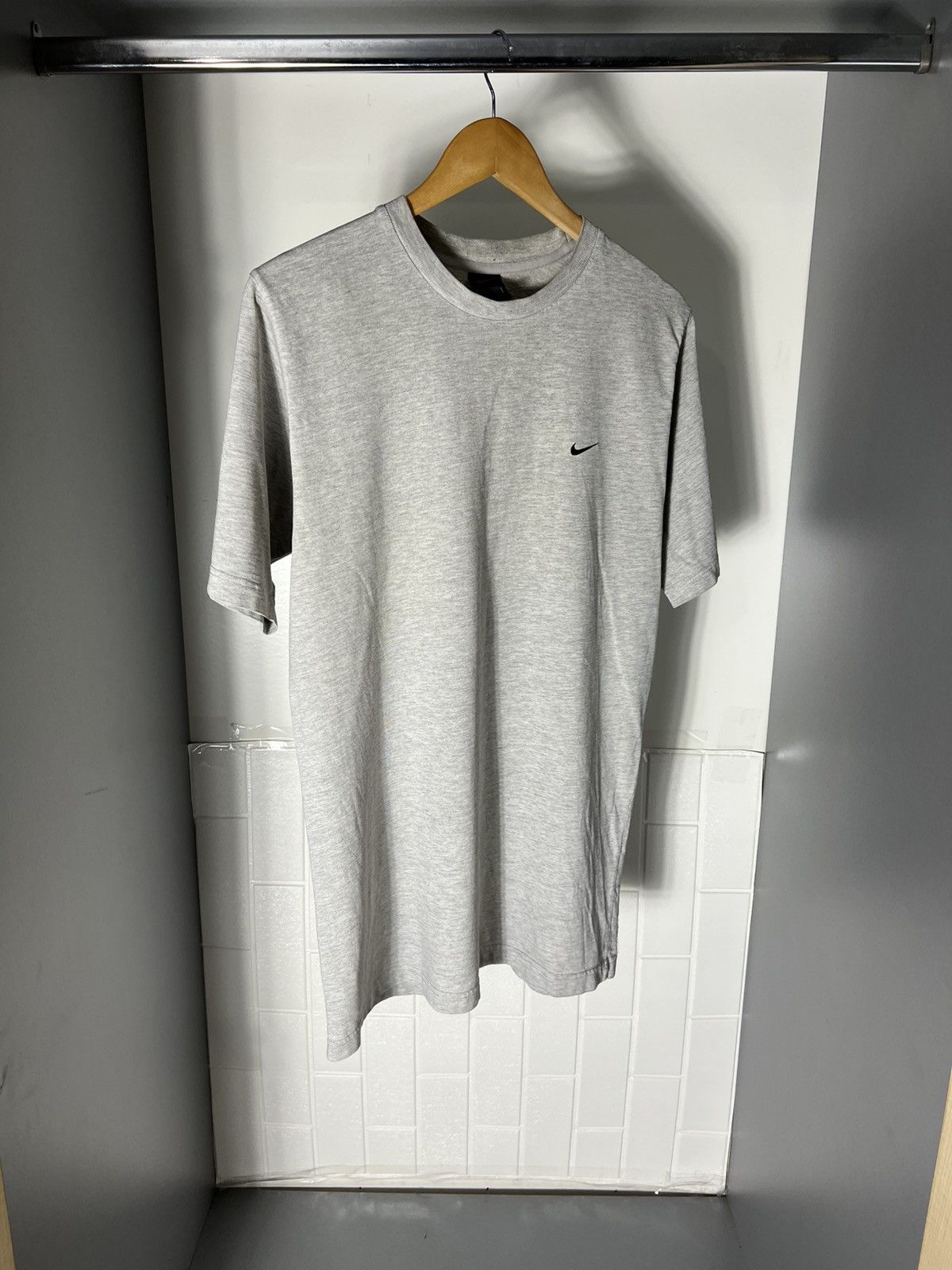 Nike VINTAGE NIKE RETRO CLASSIC DESIGNER T-SHIRT CASUAL Y2K 90s Size US M / EU 48-50 / 2 - 2 Thumbnail