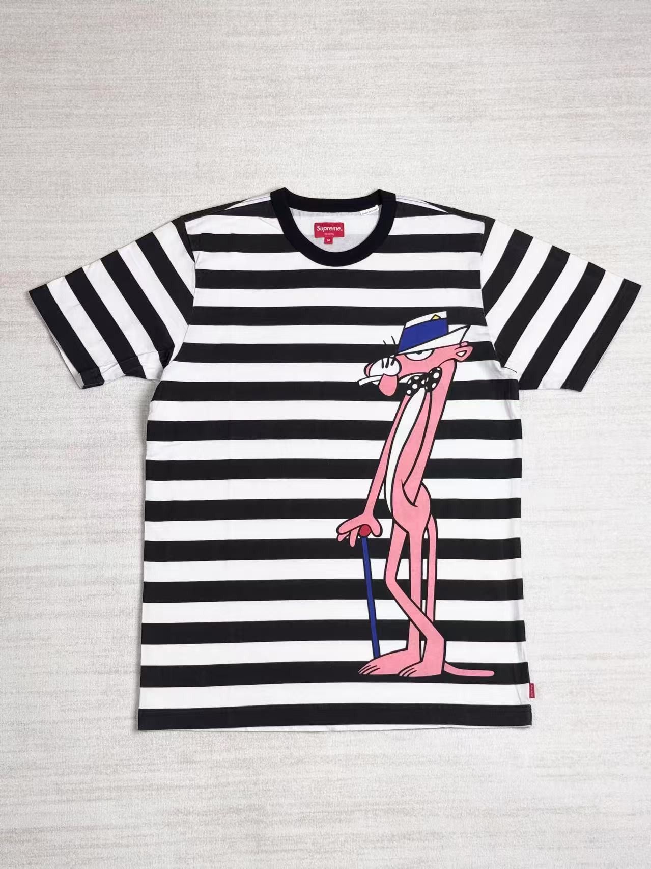 Supreme supreme pink panther tee Size US S / EU 44-46 / 1 - 1 Thumbnail