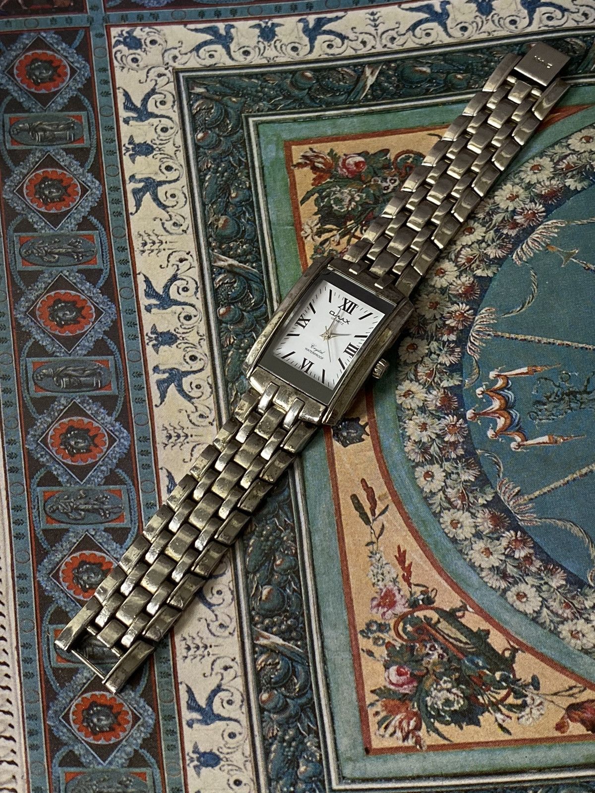 Japanese Brand OMAX Quartz Vintage Rectangular Watch Size ONE SIZE - 1 Thumbnail