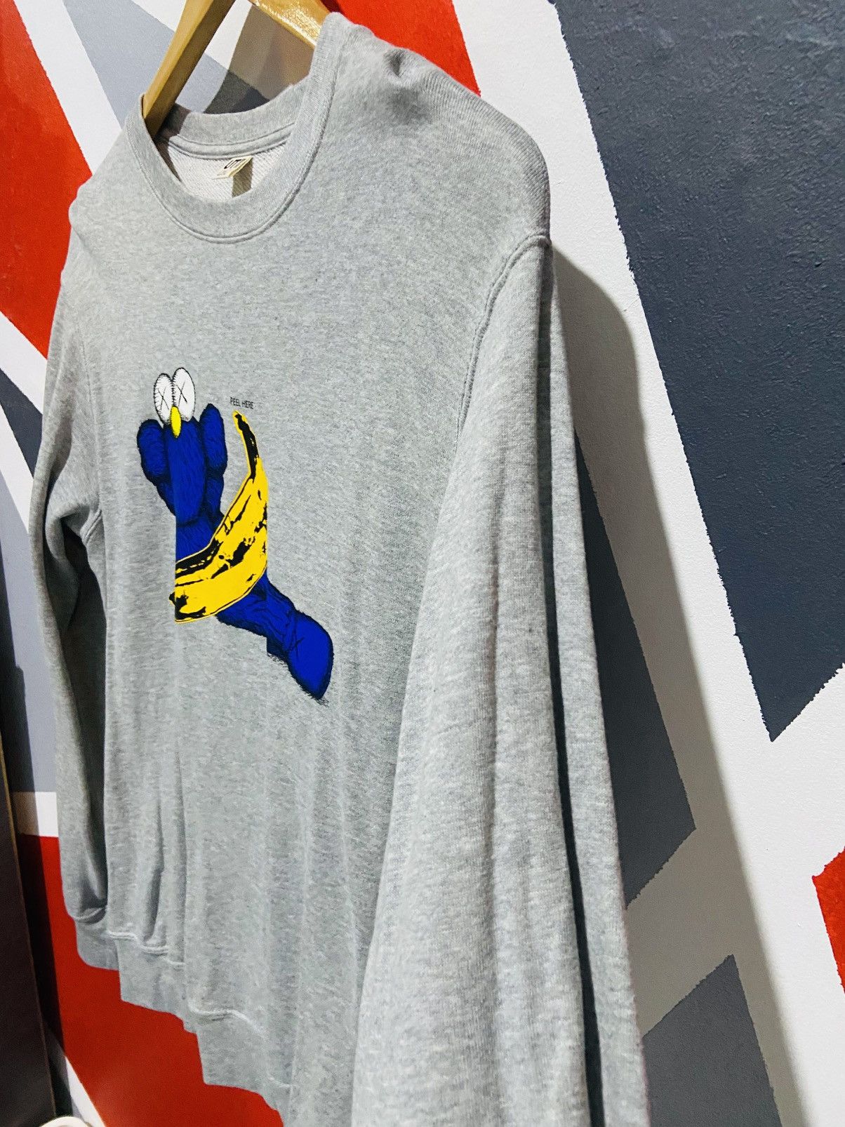 Andy Warhol × Kaws × Uniqlo Uniqlo x KAWS X Andy Warhol Crewneck Sweatshirt Large Size US M / EU 48-50 / 2 - 3 Thumbnail