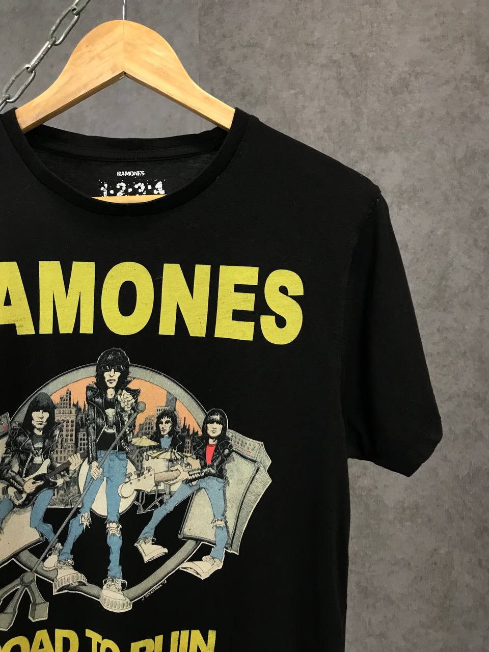 Band Tees Ramones rock band tee Size US S / EU 44-46 / 1 - 3 Thumbnail