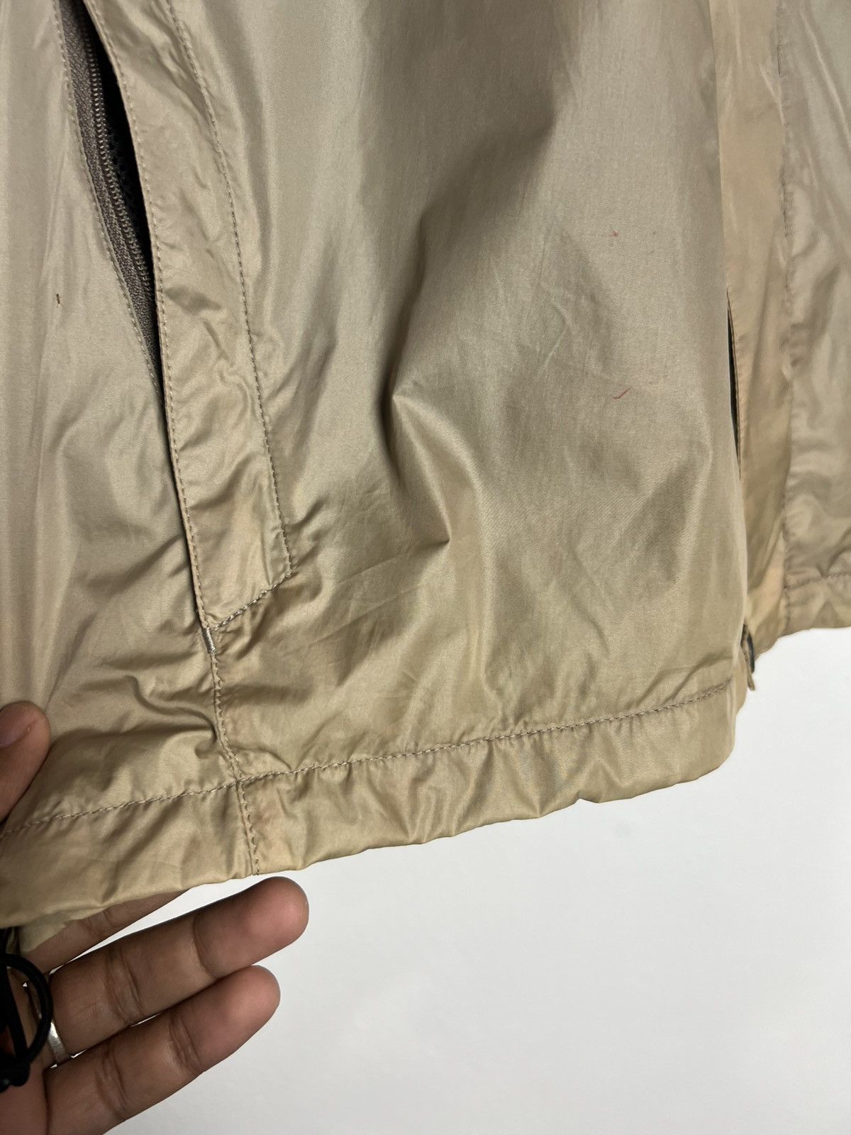 The North Face The North Face Nylon Windbreaker Jacket with Hoodie Size US L / EU 52-54 / 3 - 14 Thumbnail