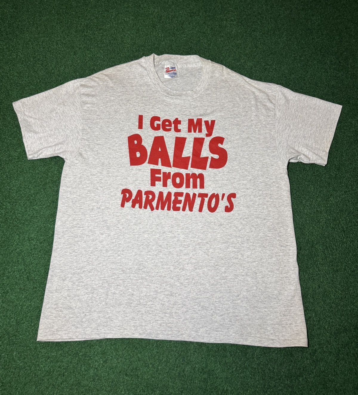 Vintage 90s I Get My Balls From Parmentos Italian Restaurant T Shirt Size US XL / EU 56 / 4 - 1 Thumbnail