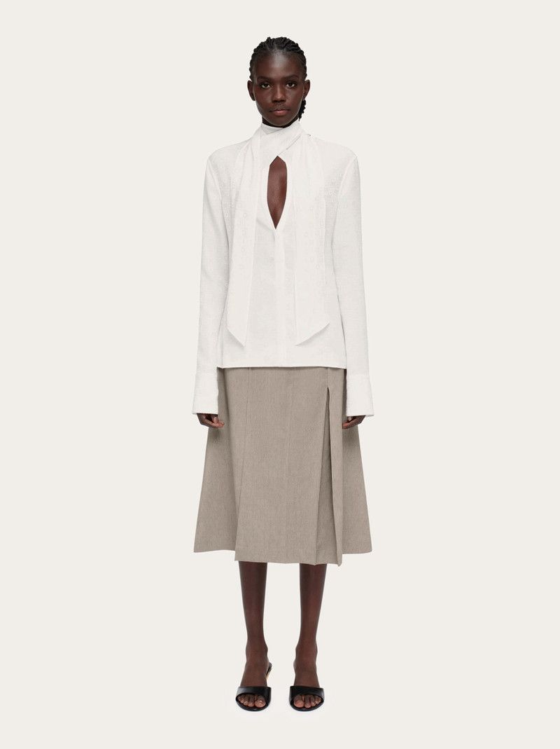 Salvatore Ferragamo o1s1rm0426 Sash Collar Shirt in White Size S / US 4 / IT 40 - 7 Thumbnail