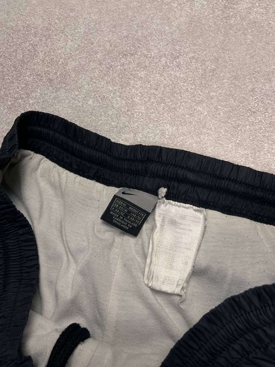 Nike × Vintage Vintage Nike Swoosh Baggy Nylon Track Pants Y2K M Size US 32 / EU 48 - 4 Thumbnail