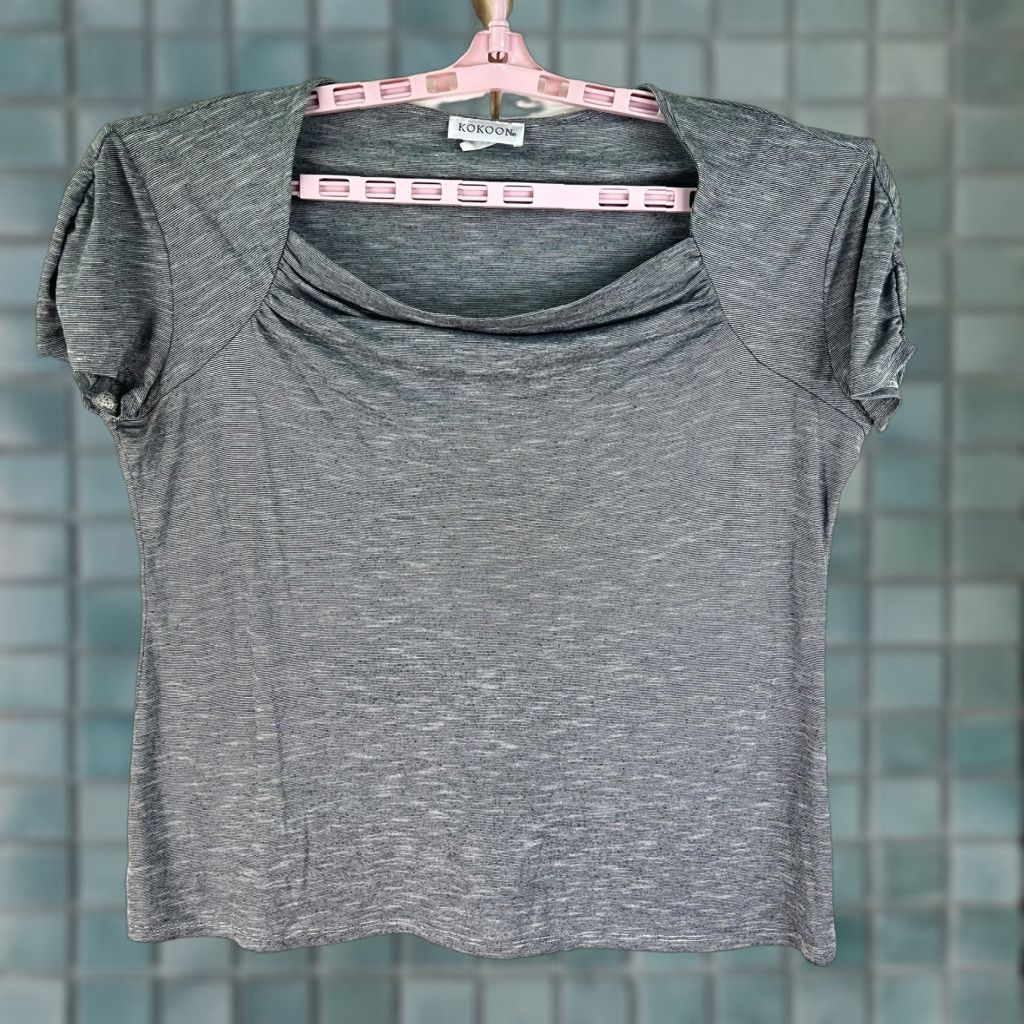 Vintage Kokoon Women's Relaxed-Fit Short-Sleeve Scoop Neck Swing Top L Gray Shirt Women Swing Top, Kokoon, Size L, Gray, 80s 90s Theme Size L / US 10 / IT 46 - 1 Thumbnail