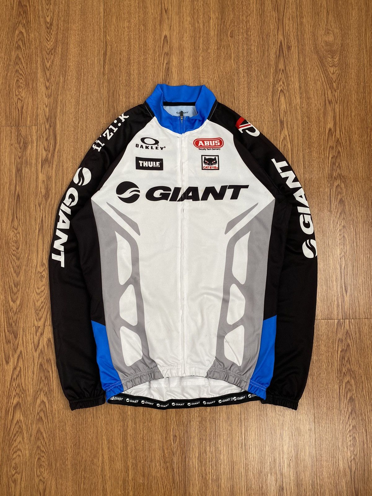 Fizik Team Giant cycling bike jersey