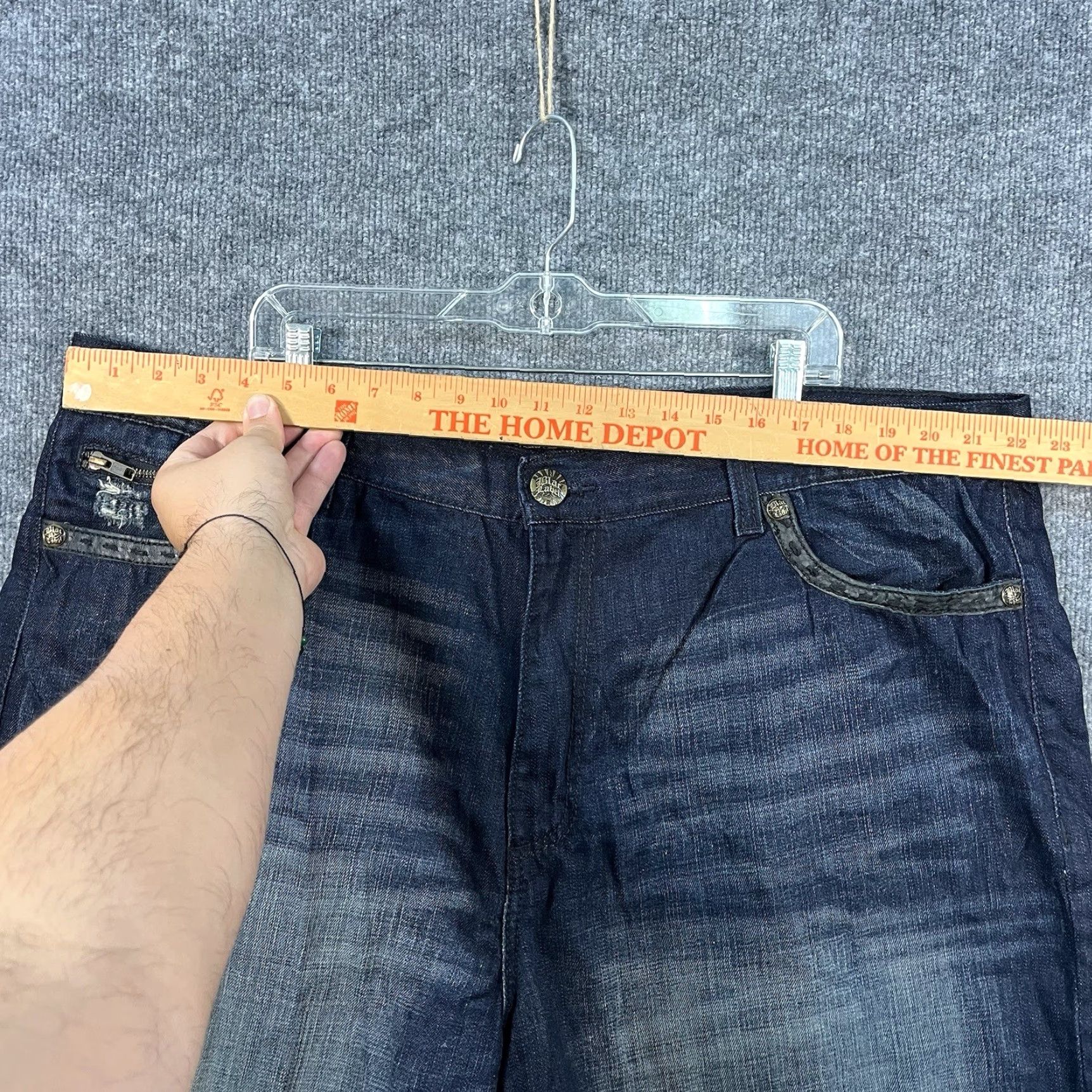 Vintage VINTAGE Blac Label Shorts Mens 46 Denim Baggy Wide Leg Logo Hip Hop Skate Y2K Size US 30 / EU 46 - 2 Thumbnail
