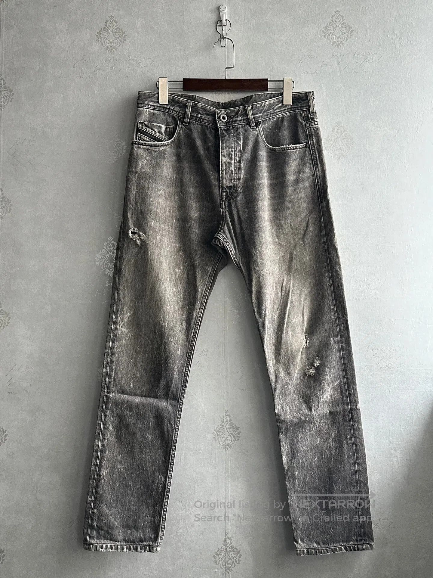 Diesel Diesel black gold Water-washed, aged denim jeans| Size US 32 / EU 48 - 1 Thumbnail