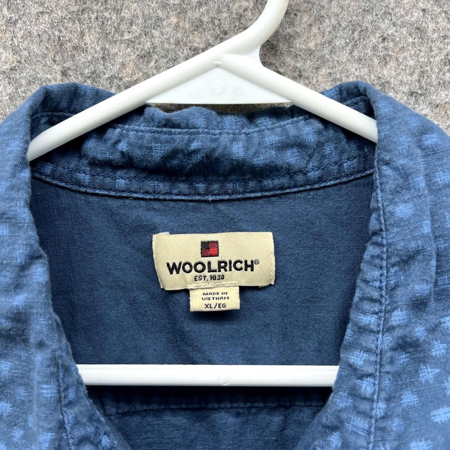 Vintage VINTAGE Woolrich Shirt Men XL Blue Casual Button-Down Short Sleeve Dots Pattern World? Size US XL / EU 56 / 4 - 5 Thumbnail