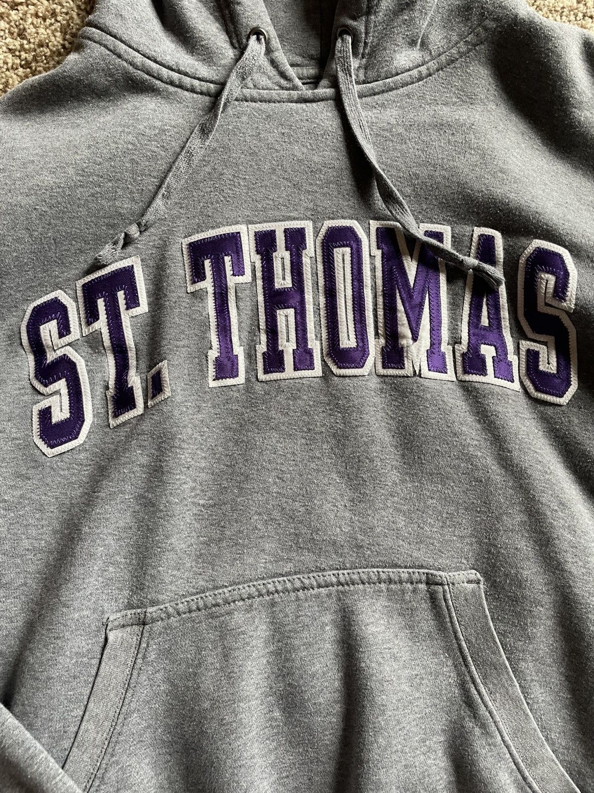 Vintage Vintage University of St. Thomas hoodie Size US M / EU 48-50 / 2 - 2 Thumbnail
