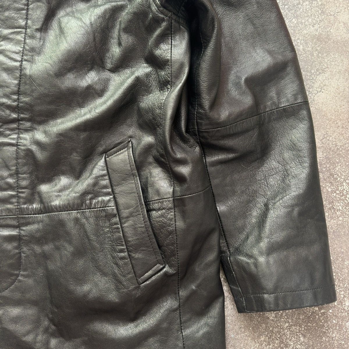Japanese Brand Vintage Gothic Avant Garde Black Leather Trench Coat Jacket Size US S / EU 44-46 / 1 - 8 Thumbnail