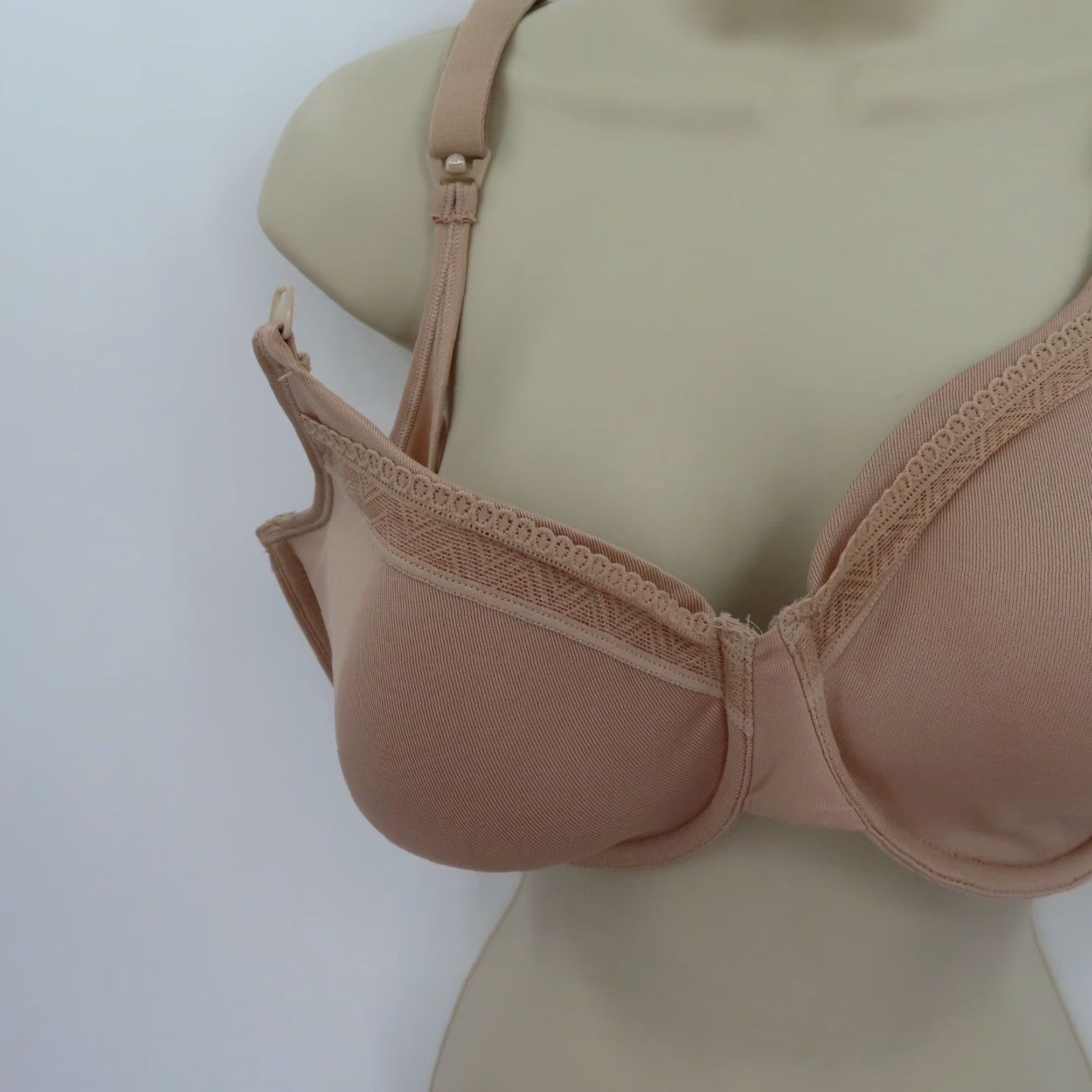 Vintage Playtex Bra 40D DD Maternity Nursing Underwire Shaping Foam Beige Cafe Au Lait Size ONE SIZE - 3 Thumbnail