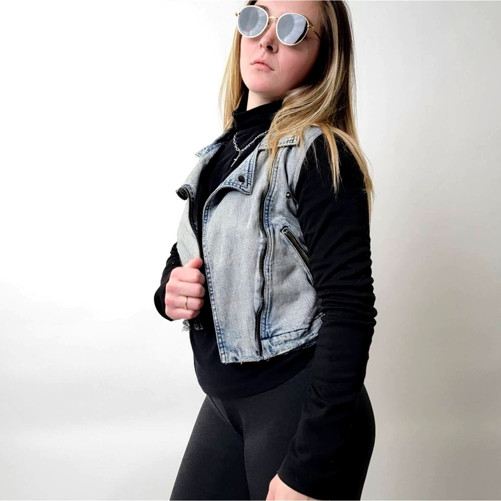 Other Distressed Denim Acid Wash Jean Jacket Jersey Knit Jacket Size S / US 4 / IT 40 - 6 Thumbnail