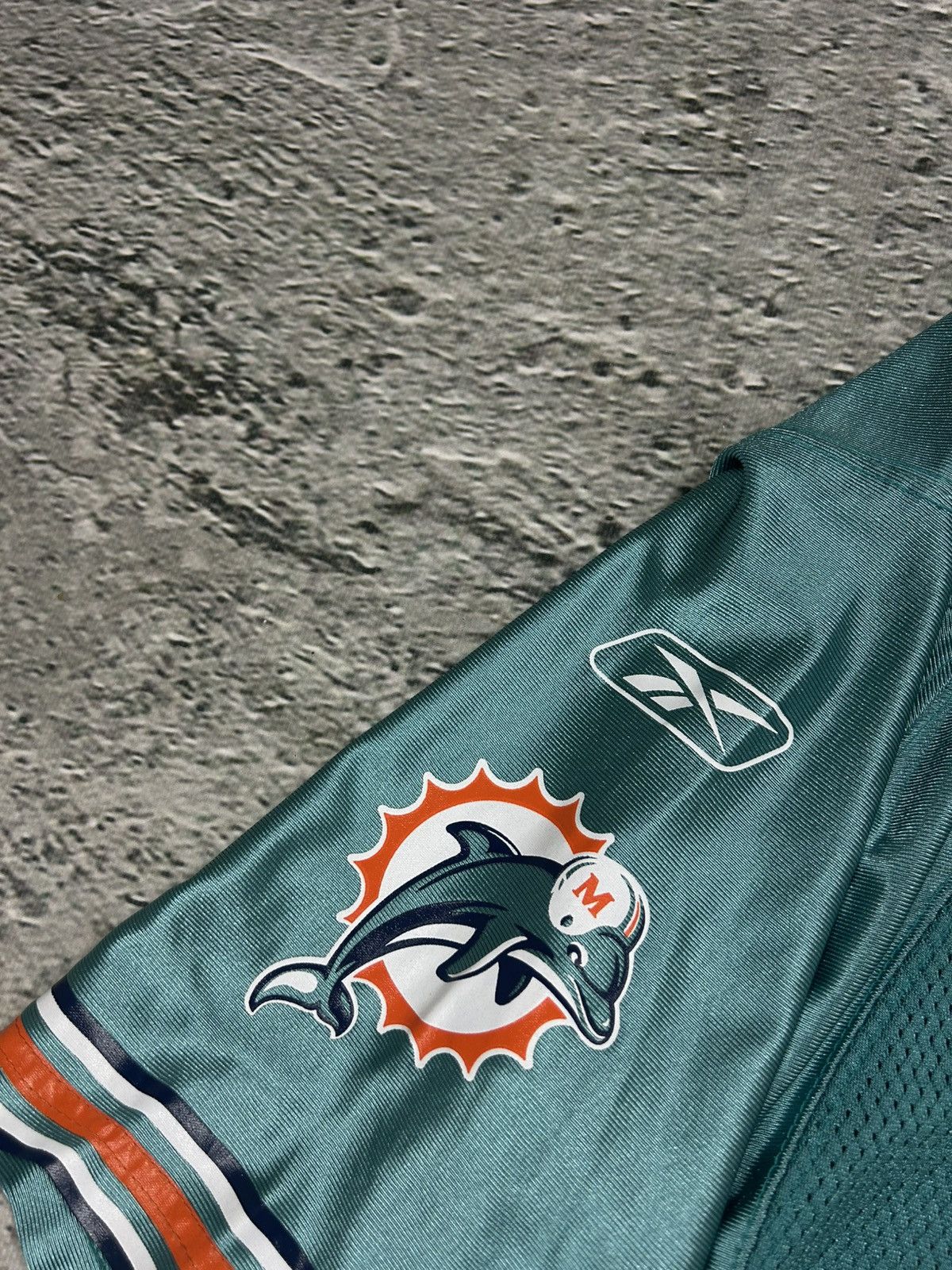 NFL Ricky Williams #34 Miami Dolphins NFL Jersey Reebok Size US XL / EU 56 / 4 - 4 Thumbnail