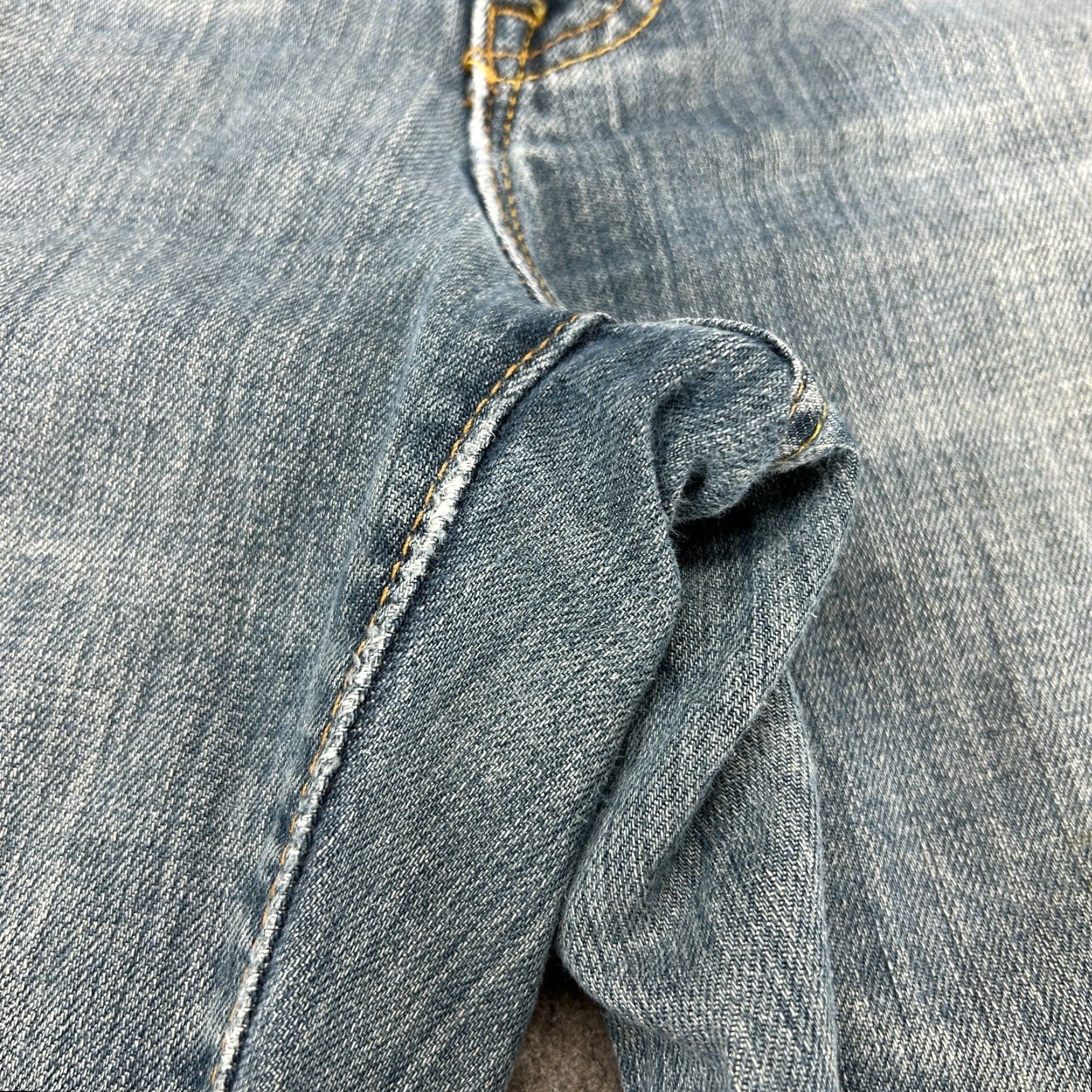 Gap VINTAGE Gap Jeans Womens 8 Blue Flare Long Lean Stretch Cotton Medium Wash Y2K Distressed 90s Retro 5-Pocket Denim Slimming Size 30" / US 8 / IT 44 - 6 Thumbnail