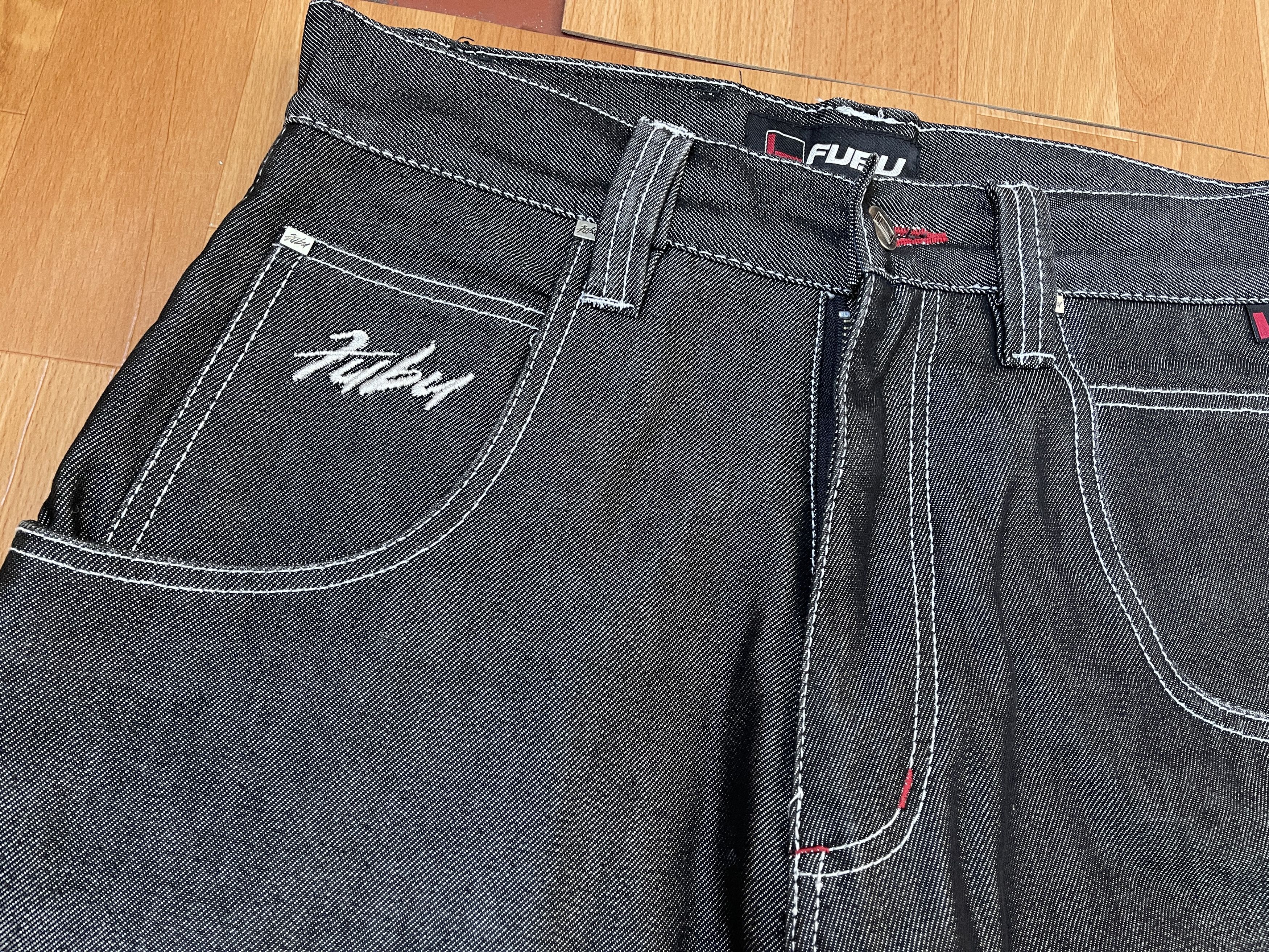 Fubu FUBU jeans shiny vintage baggy jeans silver metallic size 30 Size US 30 / EU 46 - 11 Thumbnail