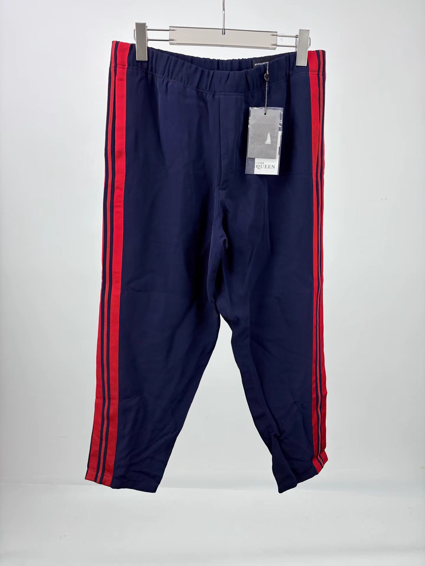 Alexander McQueen ALEXANDER MCQUEEN Side Stripe Pants Size US 32 / EU 48 - 1 Thumbnail