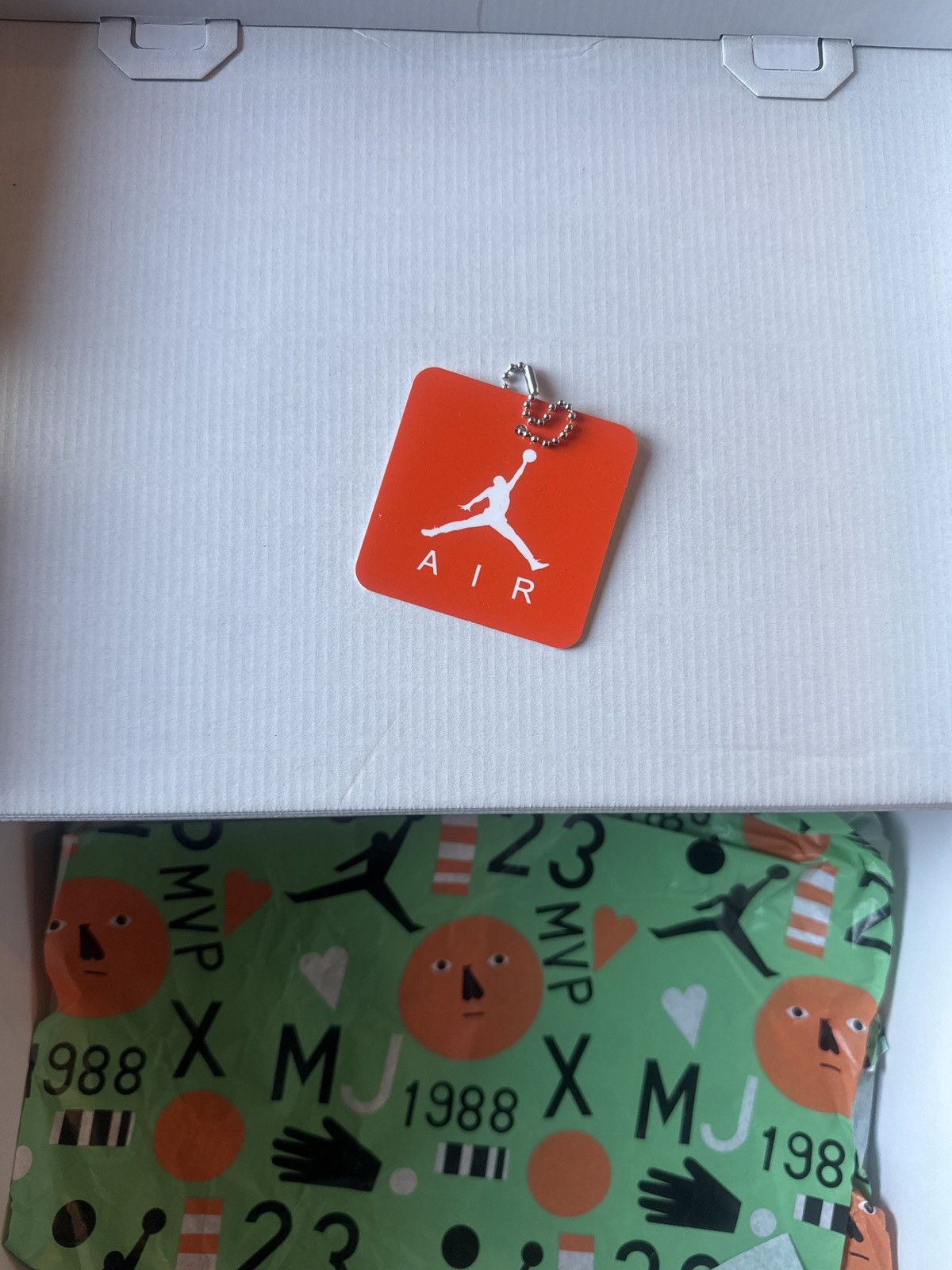 Jordan Brand Jordan 3 Nina Chanel Abney Size US 11 / EU 44 - 11 Thumbnail