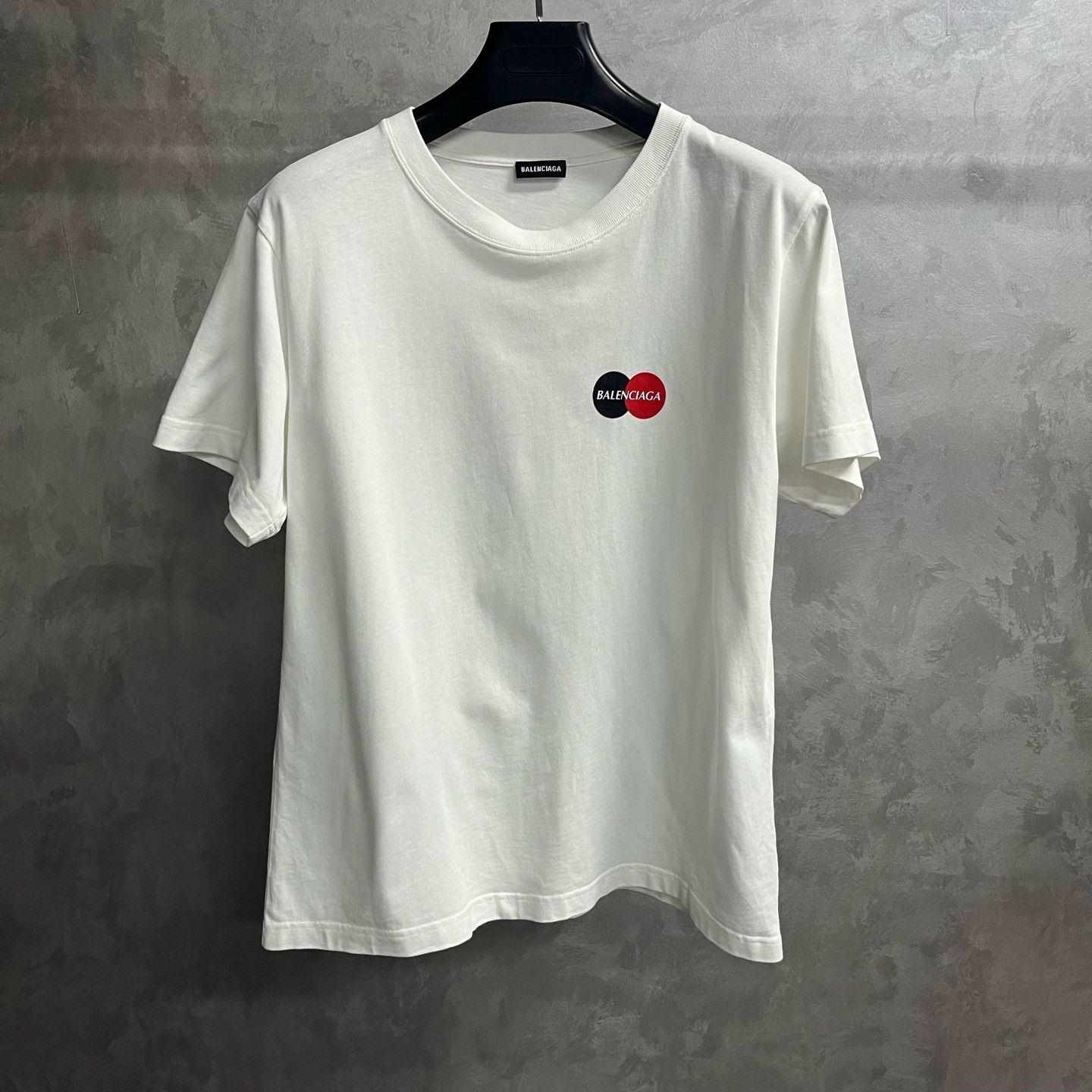 Balenciaga Balenciaga White Logo Crop Short Sleeve Top - dmc Size US XL / EU 56 / 4 - 1 Thumbnail