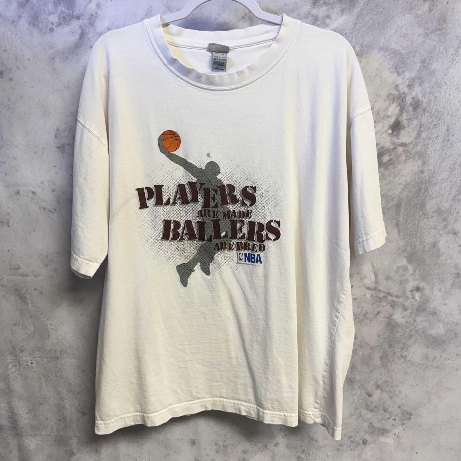 NBA Vintage NBA T Shirt Mens XL 24x26.5 White Y2K Ballers Size US XL / EU 56 / 4 - 1 Thumbnail