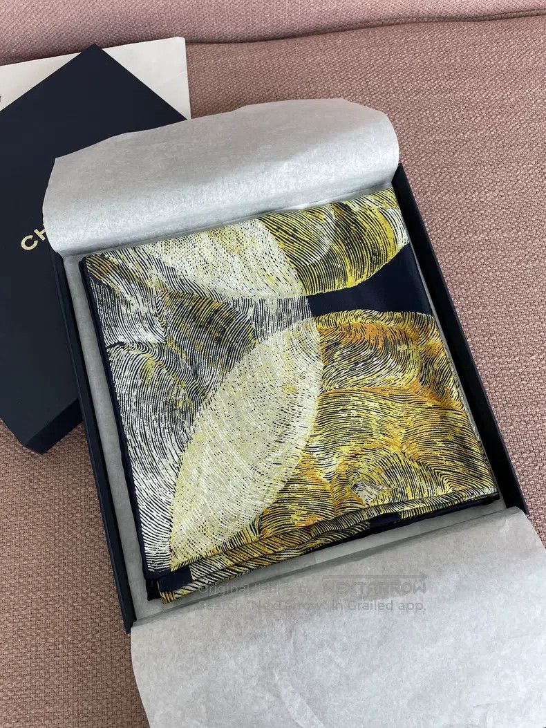 Chanel Chanel Silk scarf Size ONE SIZE - 2 Thumbnail