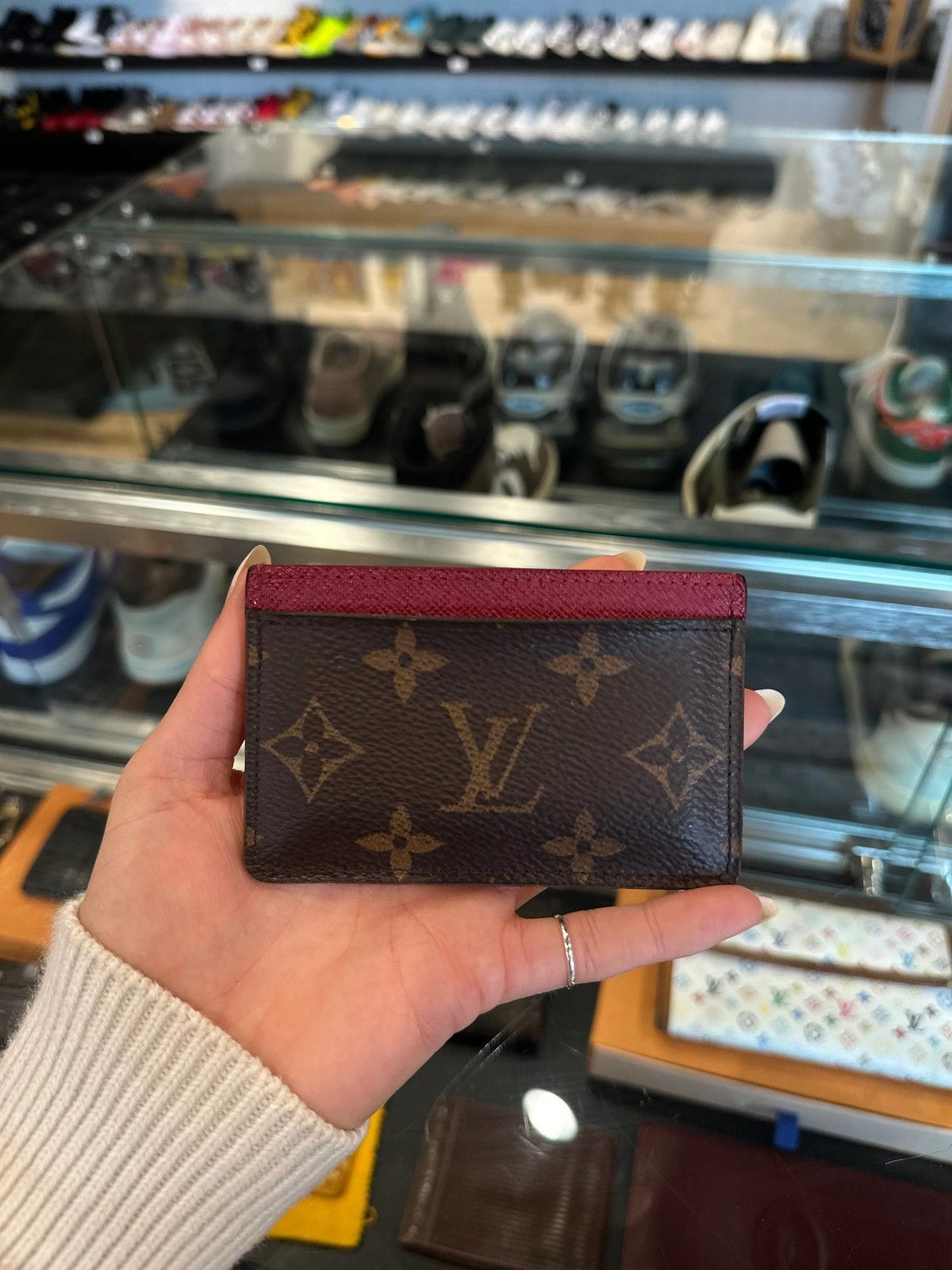 Louis Vuitton Louis Vuitton Brown Monogram Card Holder Size ONE SIZE - 2 Thumbnail