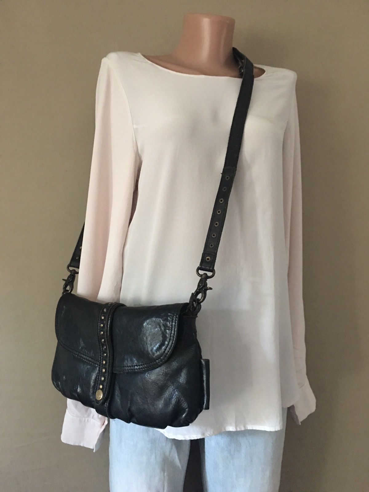 Vintage Aunts & Uncles Black Leather Handbag Shoulder Bag Size ONE SIZE - 9 Thumbnail