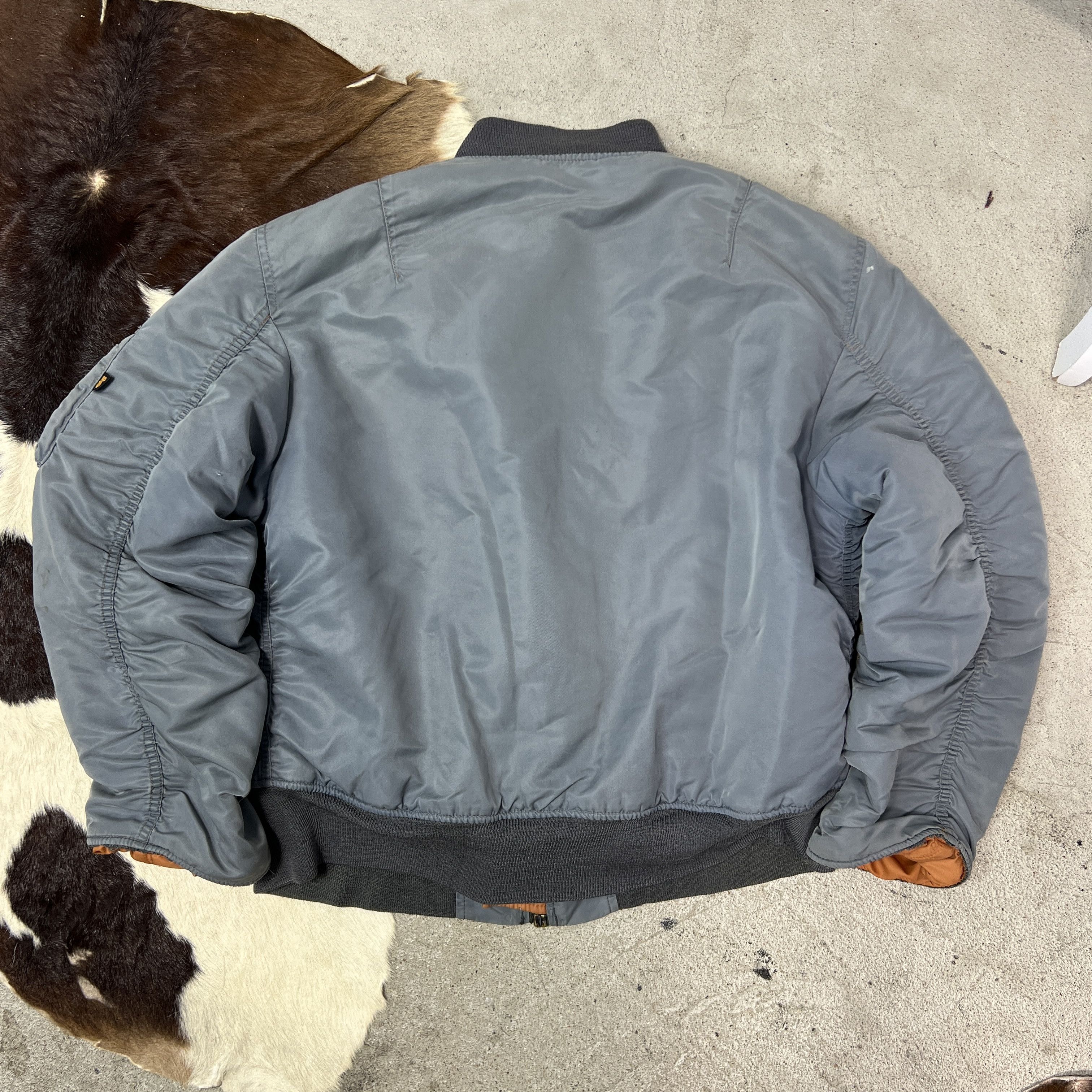 Alpha Industries Vintage Faded Washed Alpha Industries Bomber Jacket 90s Size US S / EU 44-46 / 1 - 6 Thumbnail