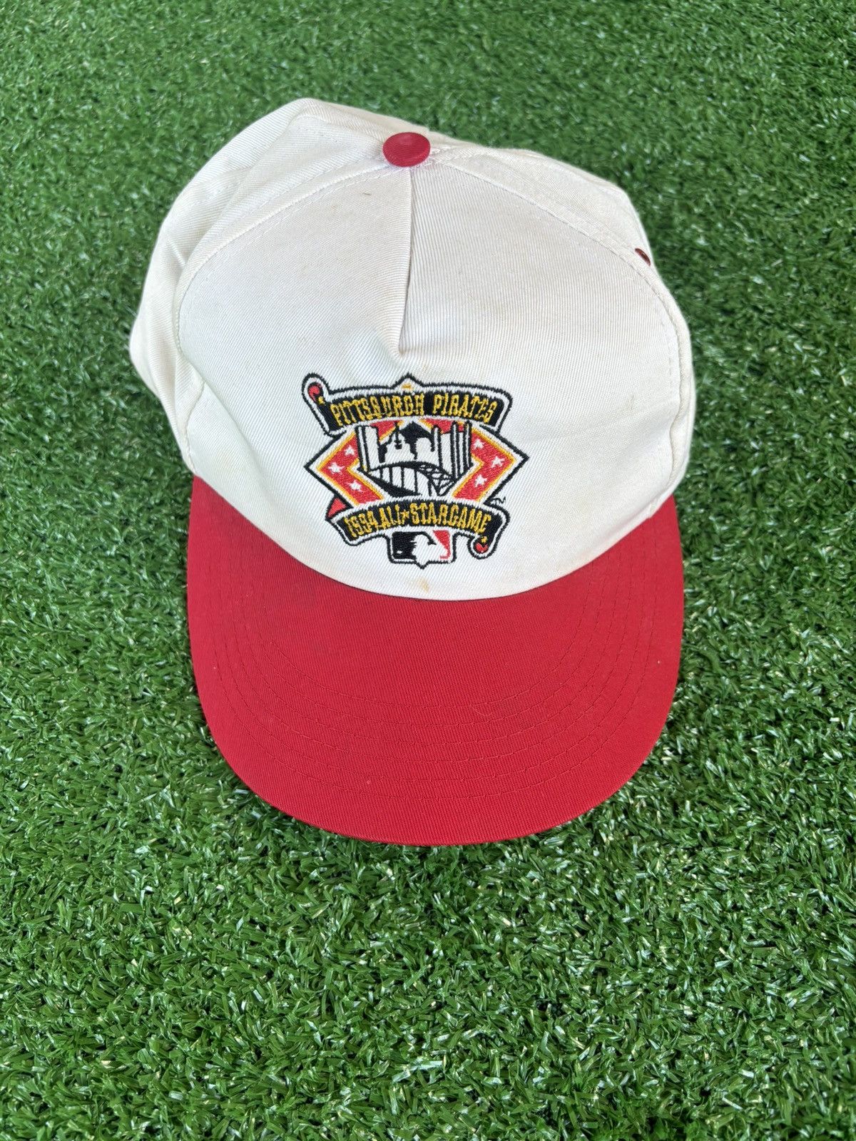 MLB × Vintage VINTAGE PITTSBURGH PIRATES GIANT EAGLE HAT 1994 Size ONE SIZE - 1 Thumbnail