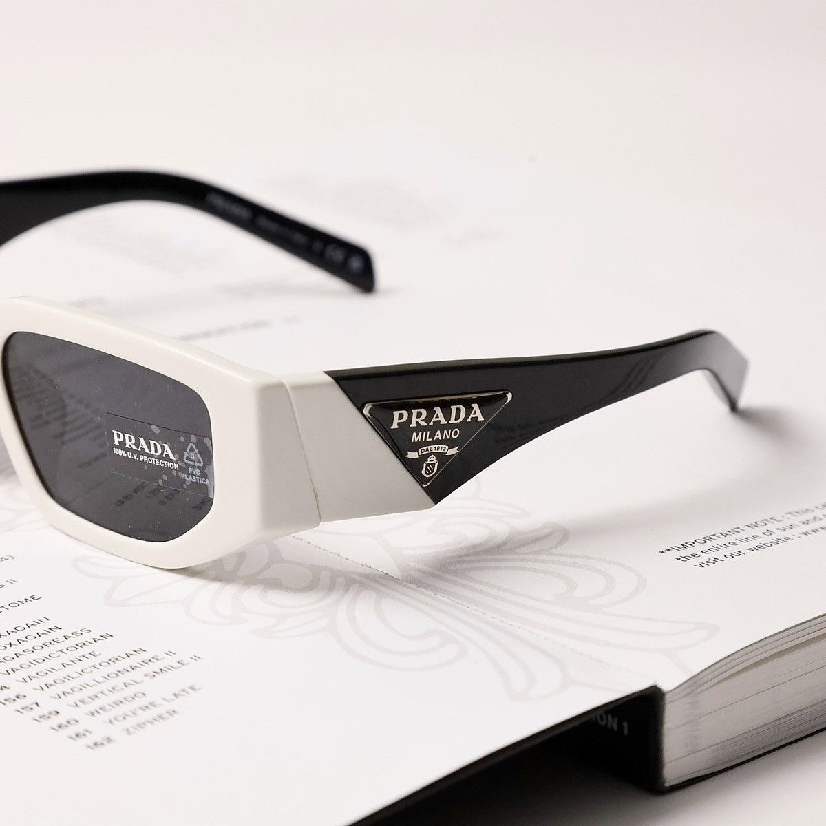 Prada PRADA 0PR 09ZSF SUNGLASSES Size ONE SIZE - 3 Thumbnail