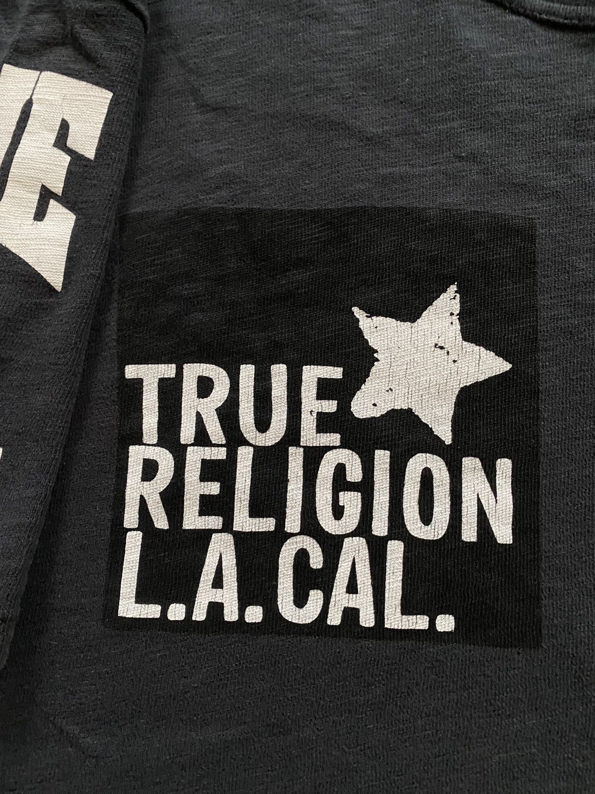 True Religion × Vintage Rare True Religion Big City of Angeles Los Angeles T Shirt Size US L / EU 52-54 / 3 - 11 Thumbnail