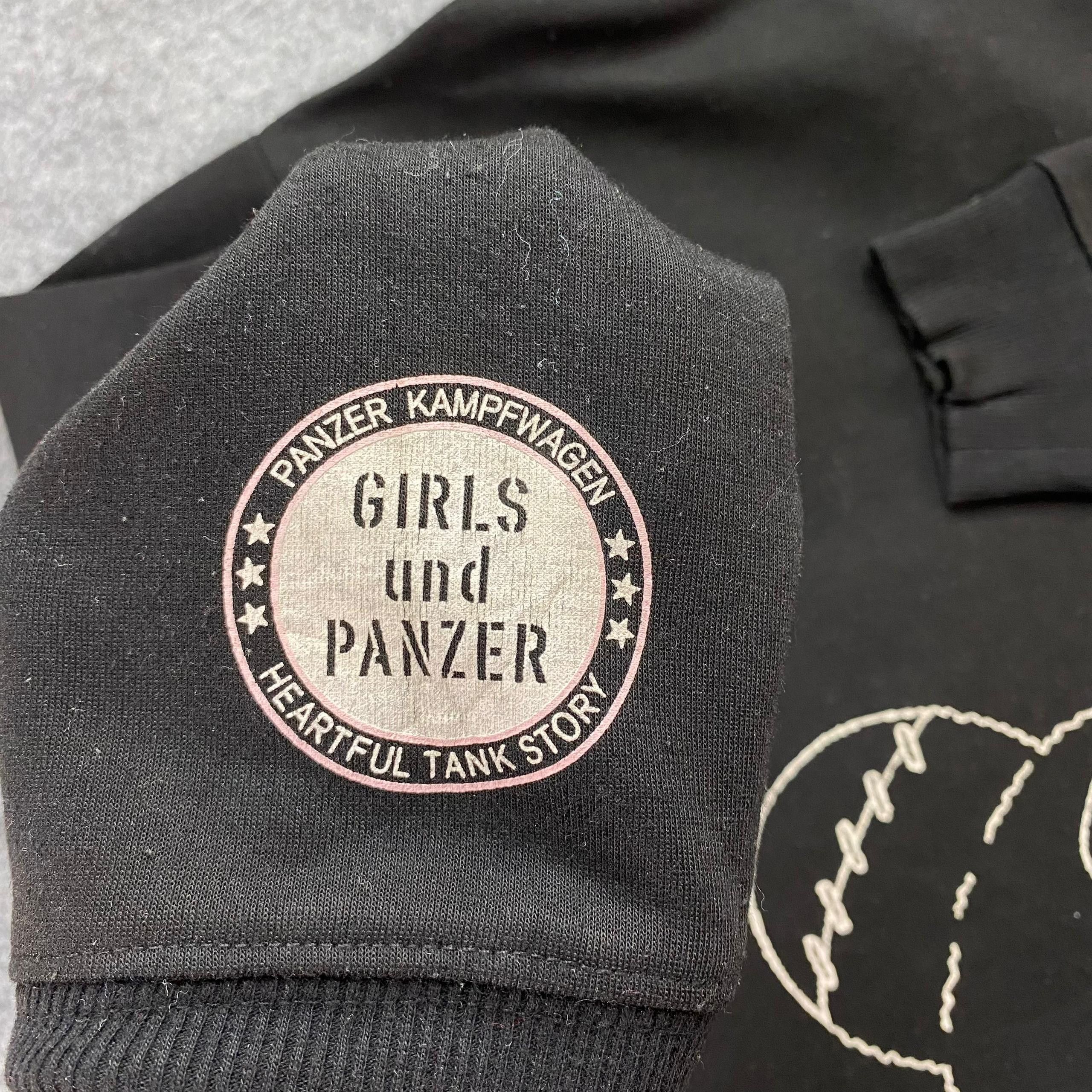 Japanese Brand Vintage Girls un Panzer Project Hoodies Size US L / EU 52-54 / 3 - 7 Thumbnail
