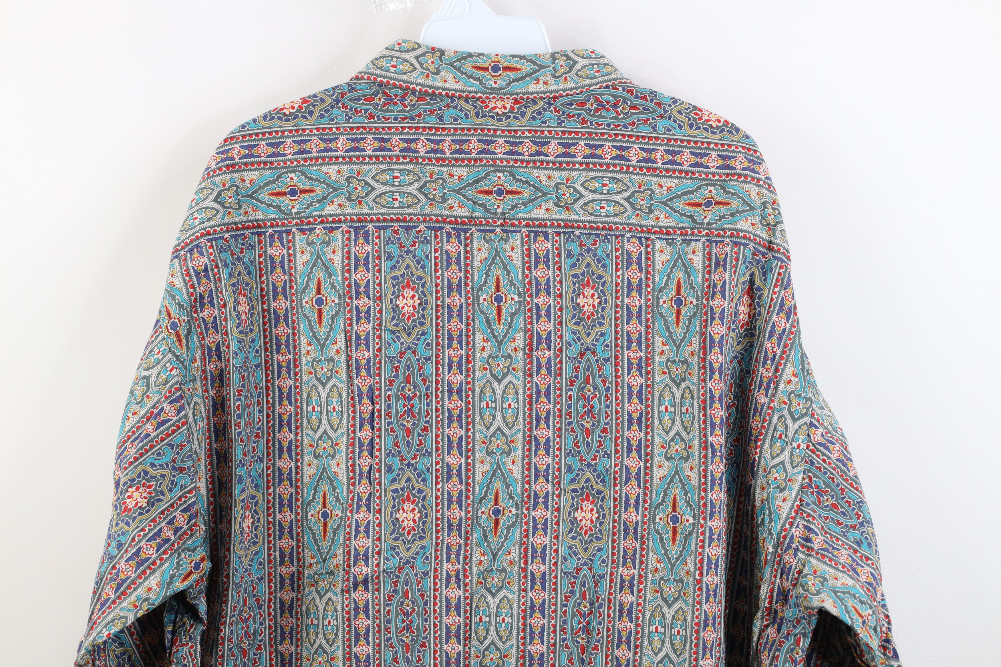 Vintage Vintage 90s Streetwear Tapestry Flower Collared Button Shirt Size US XL / EU 56 / 4 - 11 Thumbnail