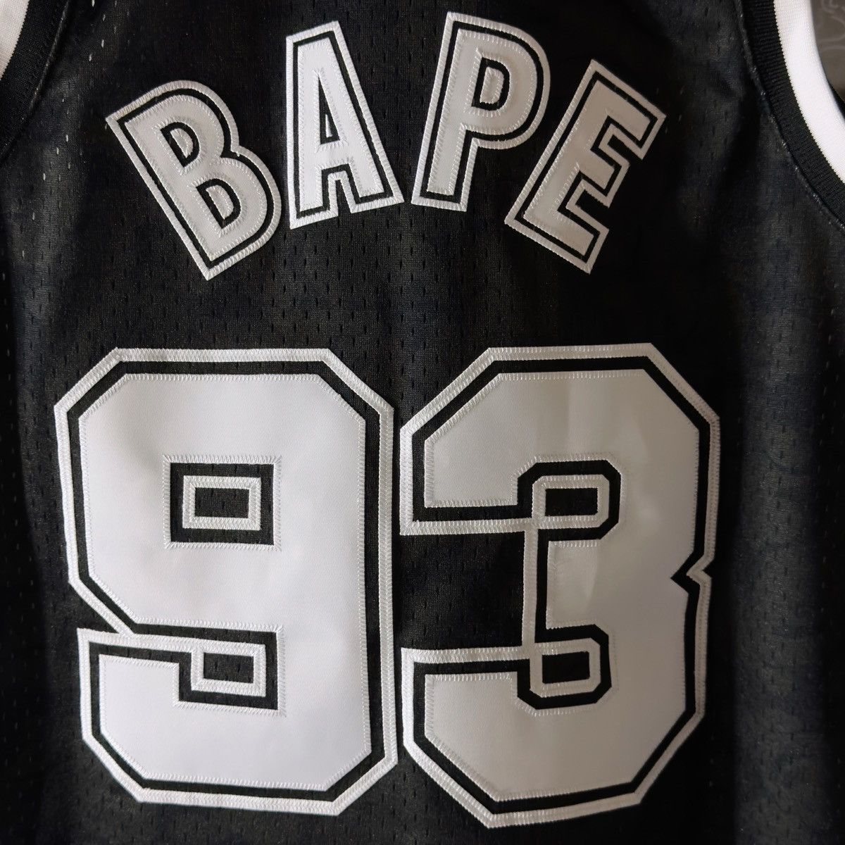 Bape × Mitchell & Ness Bape x Mitchell & Ness New Jersey Nets Jersey Black 2022 Size US S / EU 44-46 / 1 - 8 Thumbnail