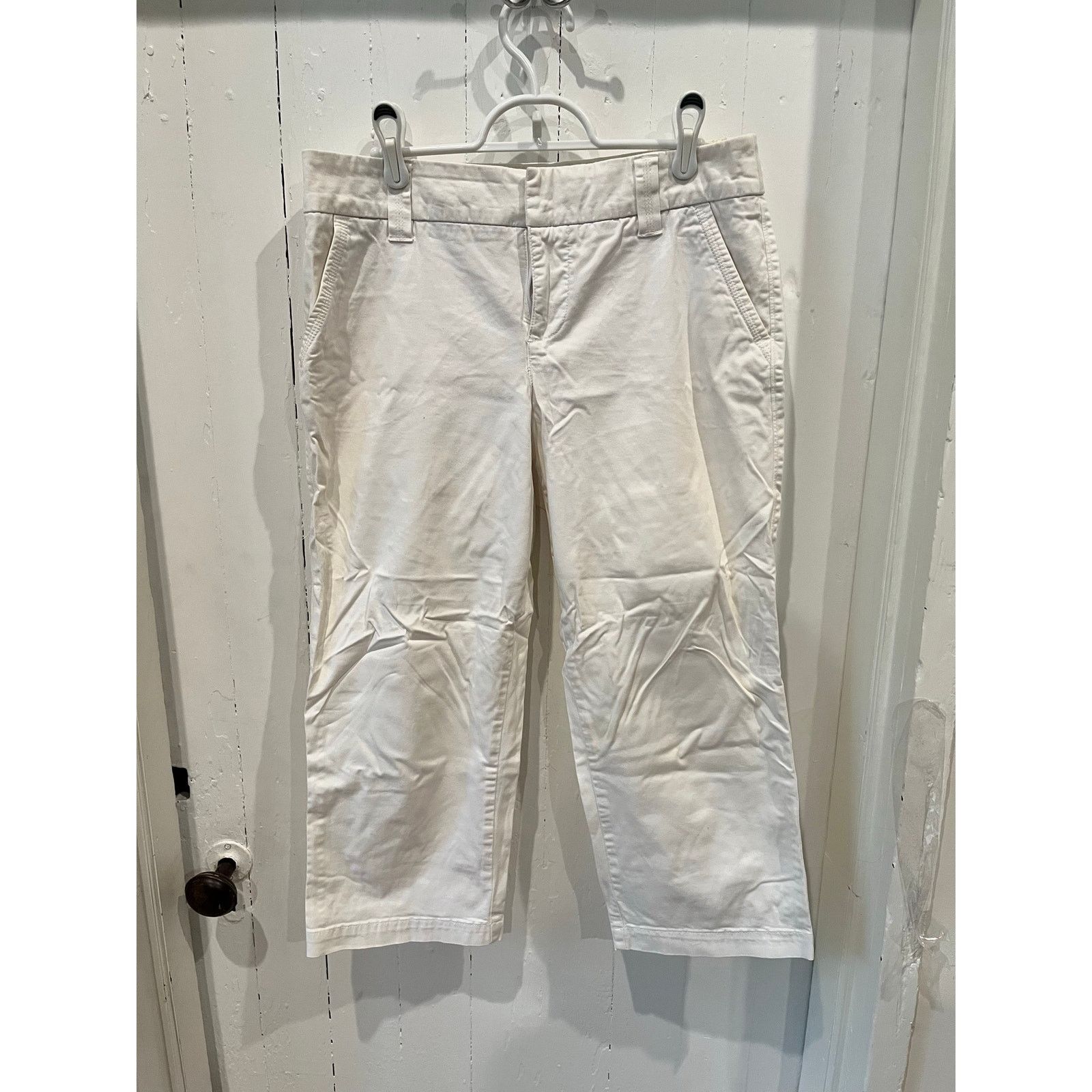 Sonoma Sonoma size 8 White Capri Pants Size 30" / US 8 / IT 44 - 1 Thumbnail
