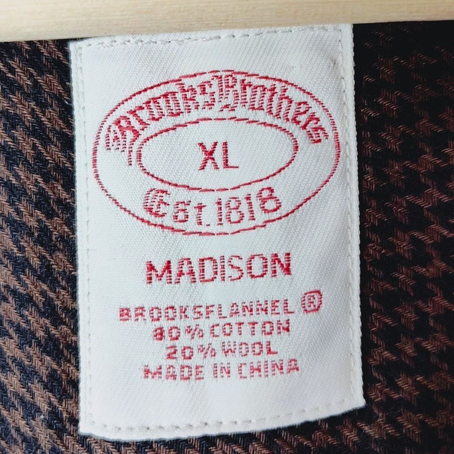 Brooks Brothers Brooks Brothers Men's Button-Up Madison Brown XL Size US XL / EU 56 / 4 - 3 Thumbnail