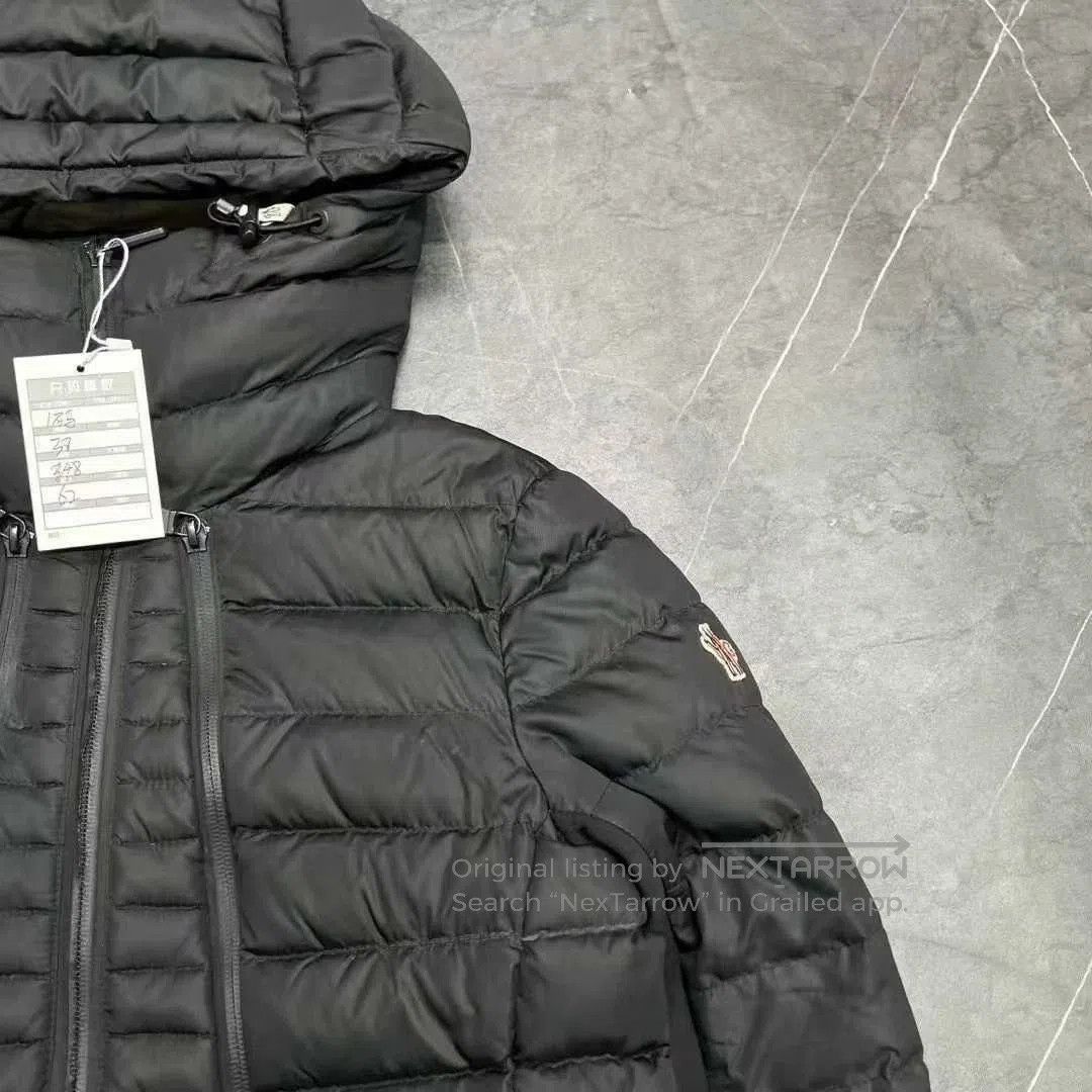 Moncler moncler ski series zip sleeve down jacket. Size US S / EU 44-46 / 1 - 4 Thumbnail