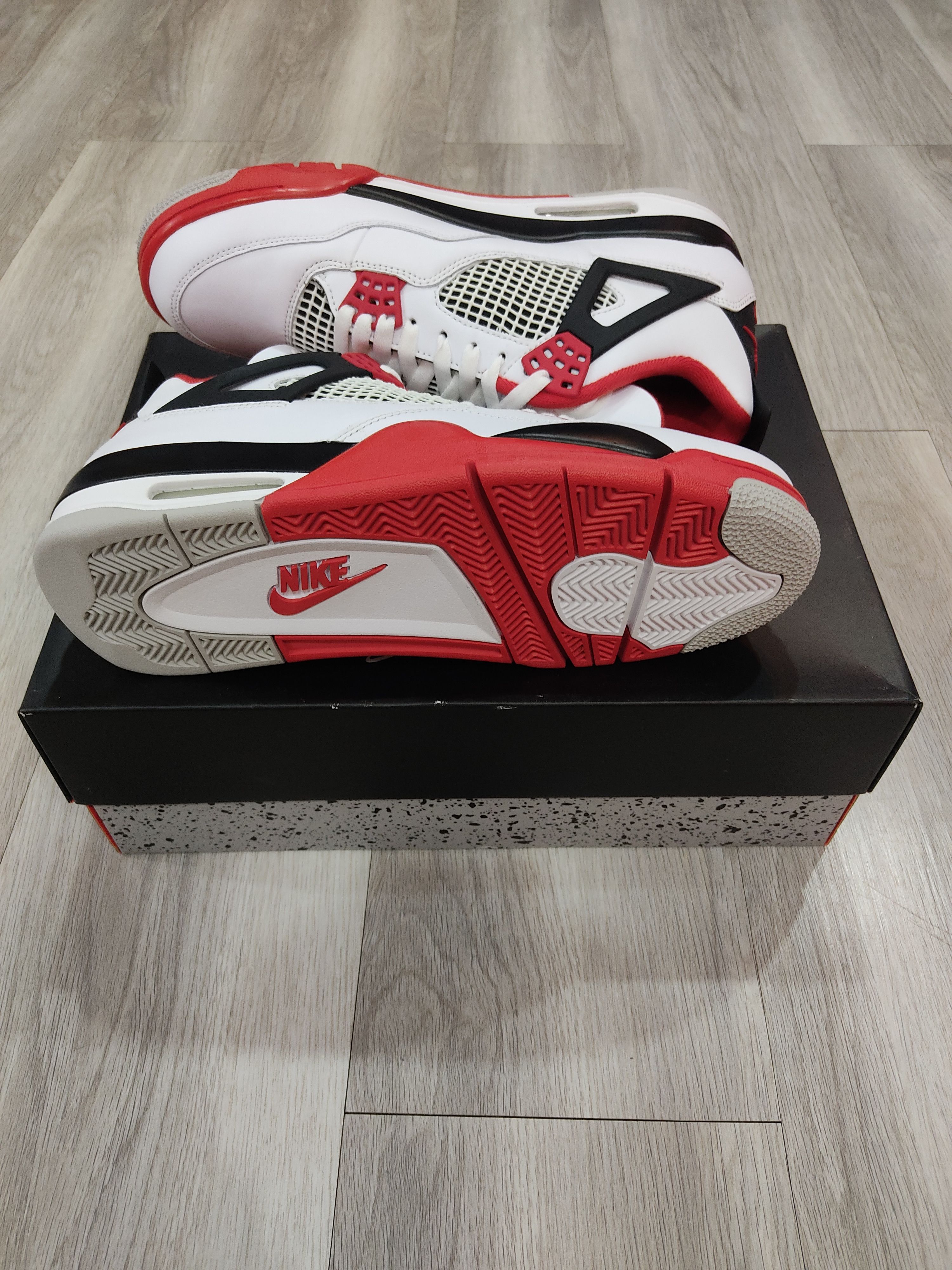 Jordan Brand AIR JORDAN 4 RETRO Size US 10 / EU 43 - 6 Thumbnail
