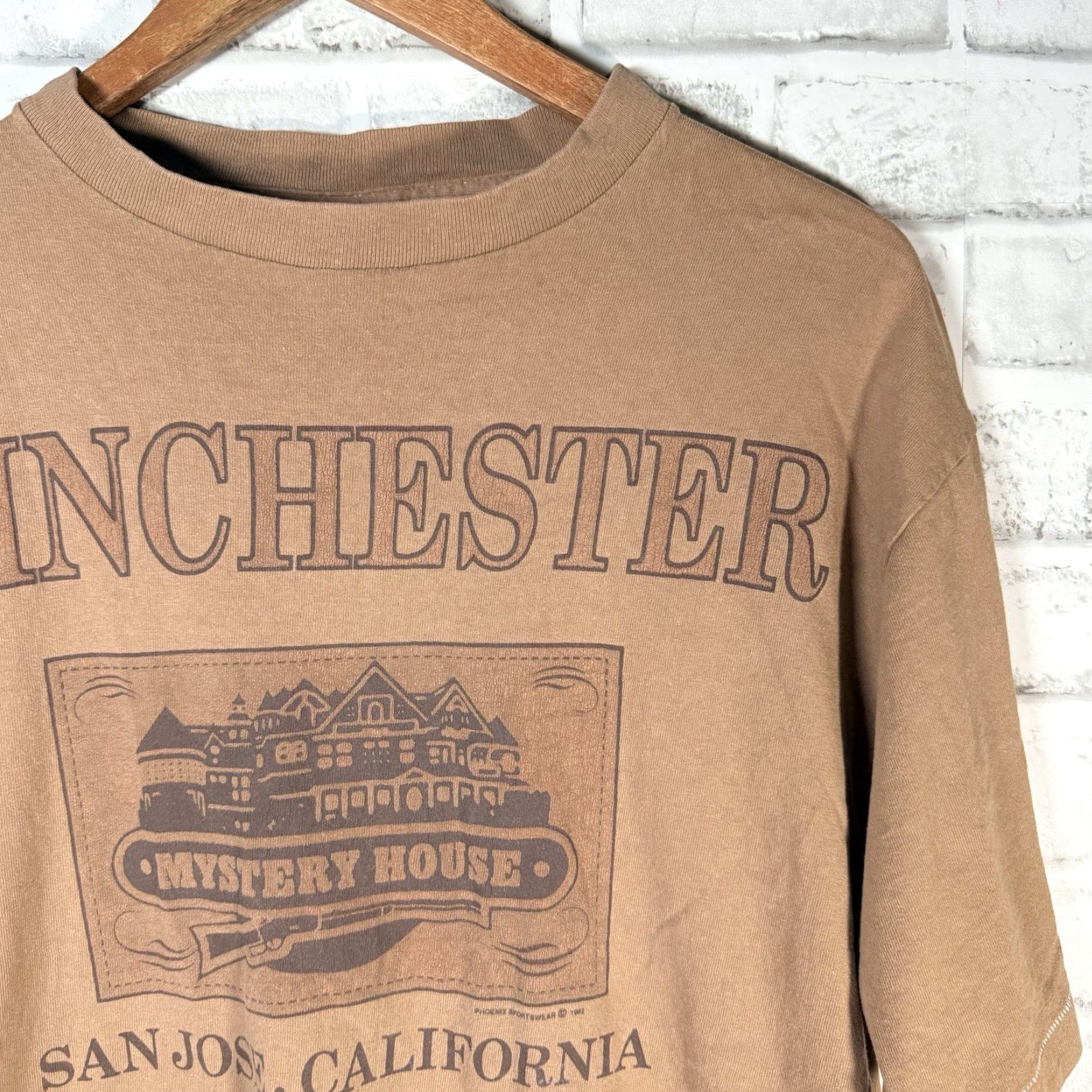 Vintage VINTAGE Belton Winchester Mystery Graphic Tee Shirt USA Large Brown Single Stitch Mens Size US L / EU 52-54 / 3 - 2 Thumbnail