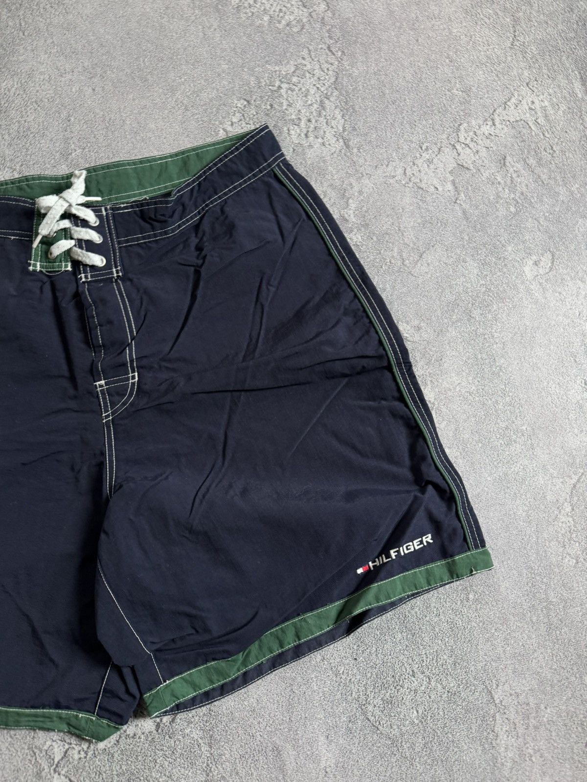 Tommy Hilfiger Tommy Hilfiger L vintage retro summer shorts 🩳 Size US 36 / EU 52 - 9 Thumbnail