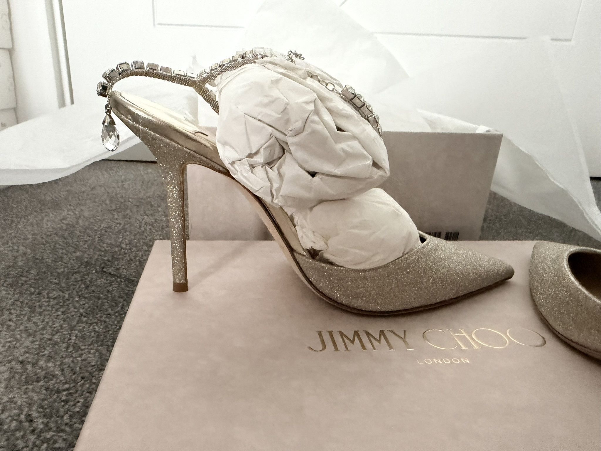 Jimmy Choo Jimmy Choo Saeda 38.5 Platinum Ice Crystal Size US 8.5 / IT 38.5 - 6 Thumbnail