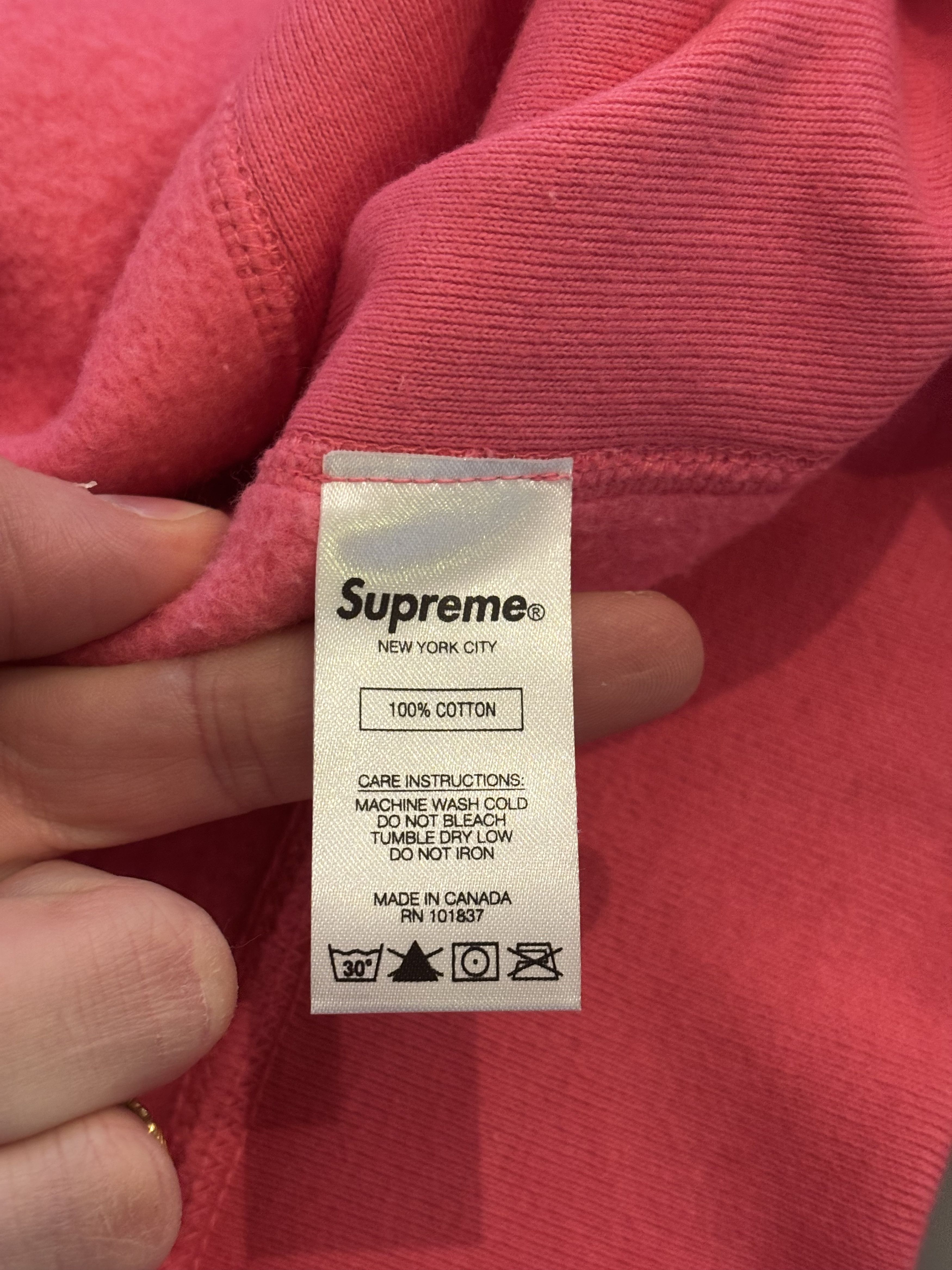 Supreme Sweat à capuche Supreme rose logo vert en tbe Size US M / EU 48-50 / 2 - 13 Thumbnail